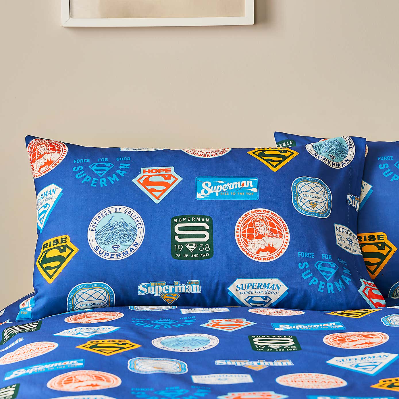 Superman Reversible Duvet Cover and Pillowcase Set