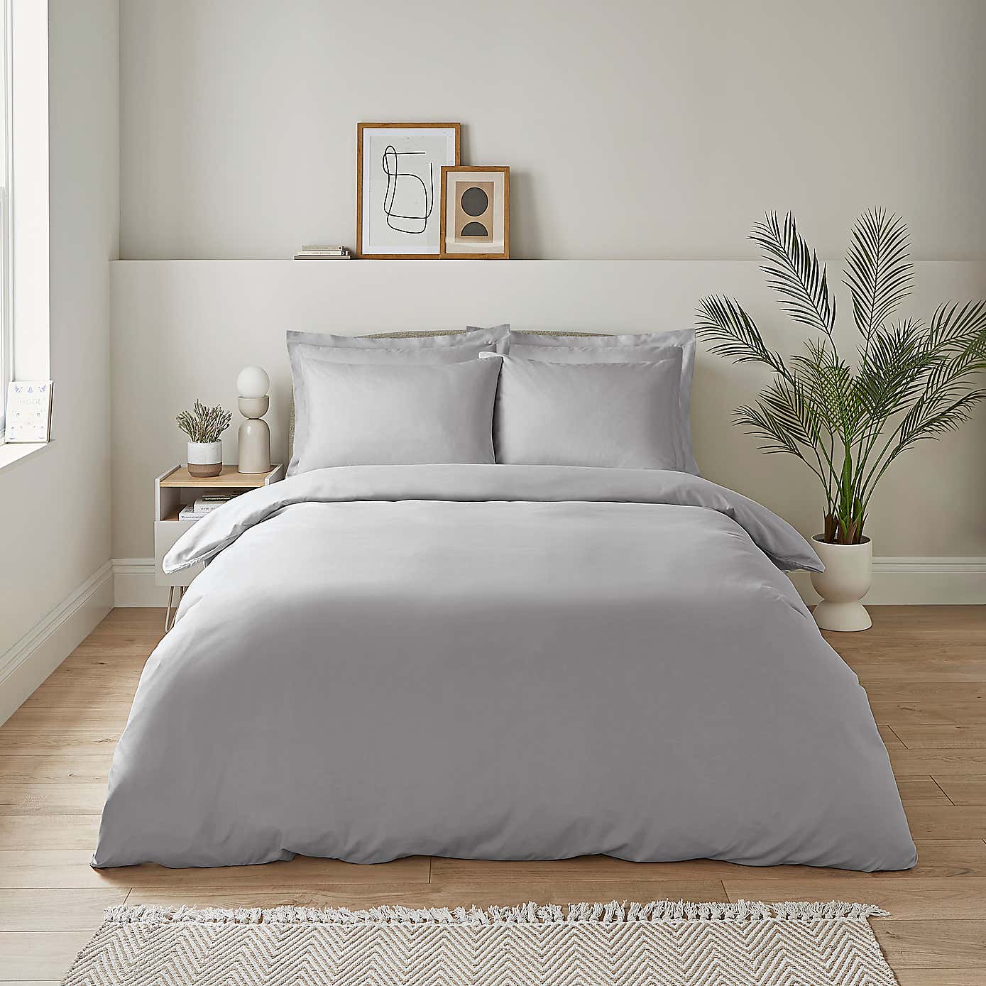 Super Soft Plain White Duvet Cover and Pillowcase Set