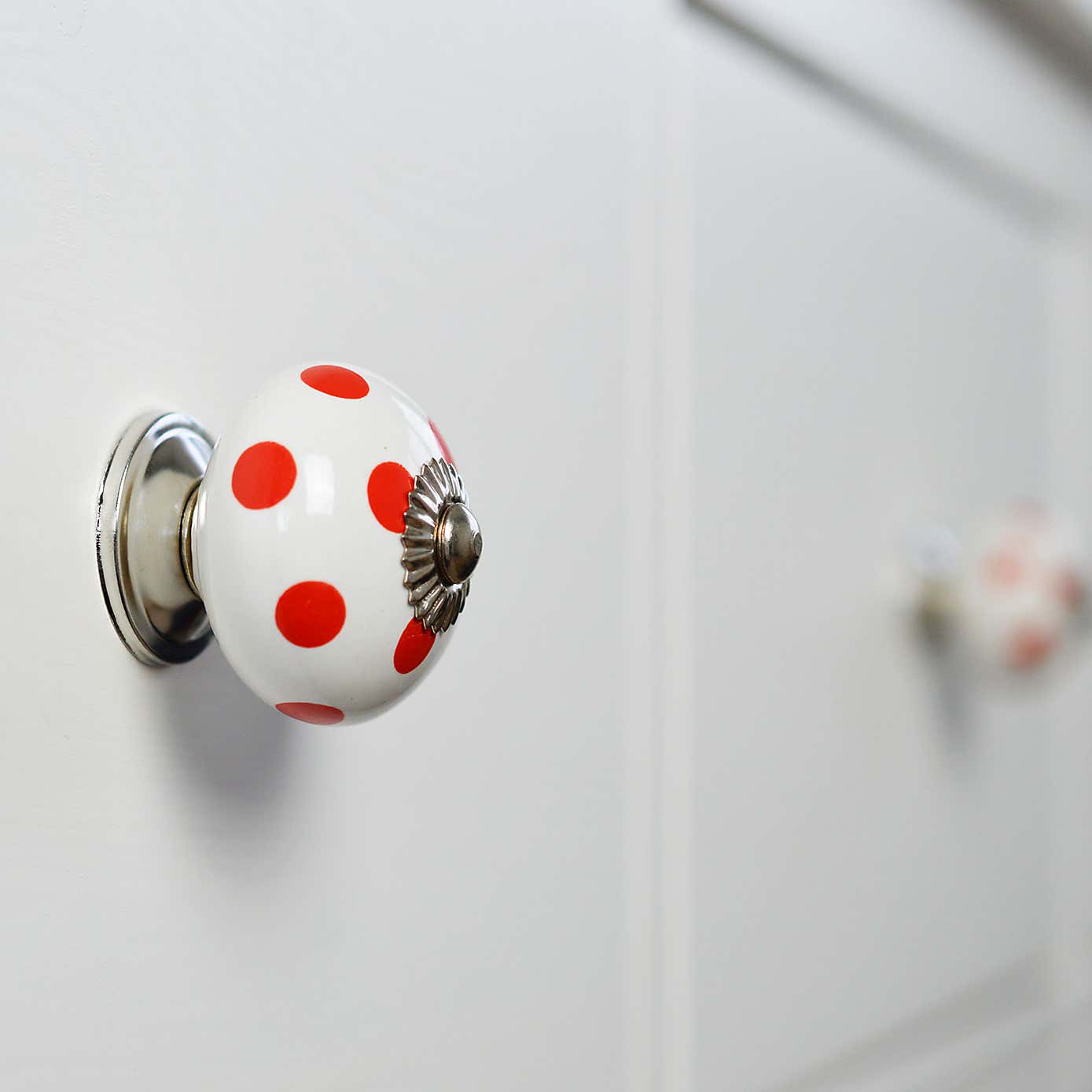 Pack of 6 Nicola Spring Spotted Round Drawer Knobs