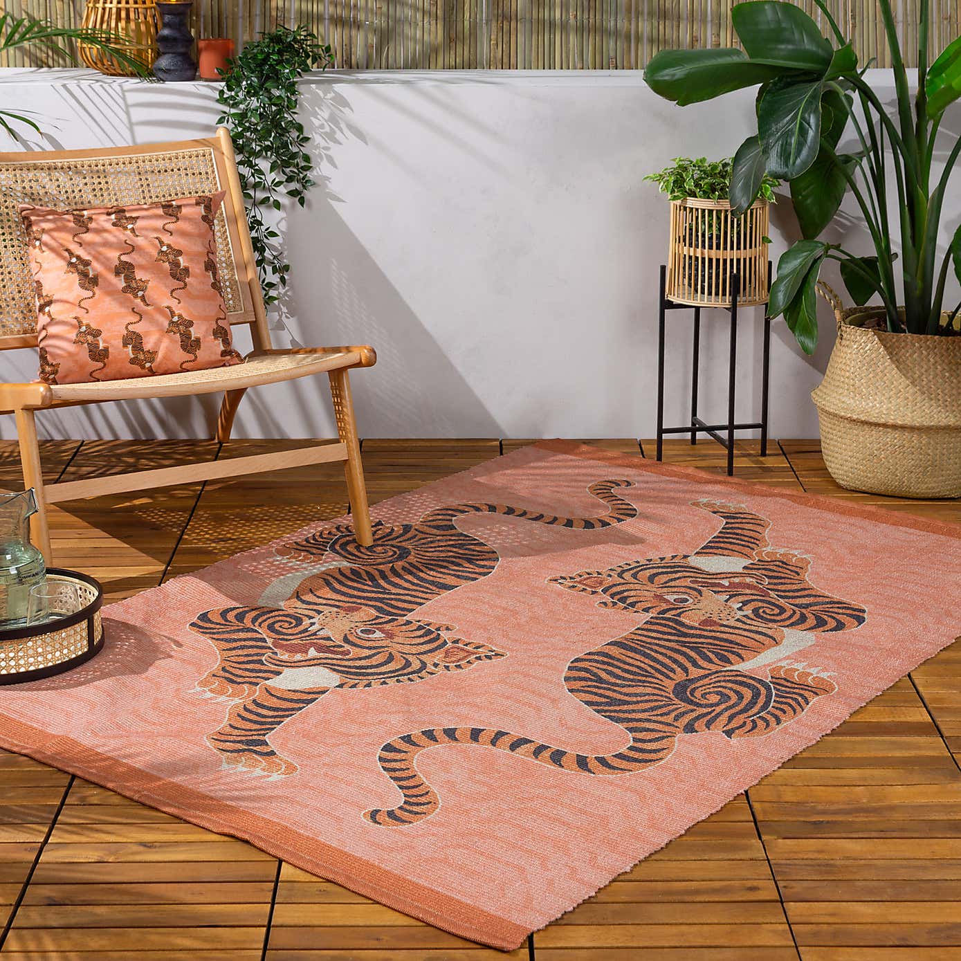 furn. Tibetan Tiger Coral Washable Indoor Outdoor Rug