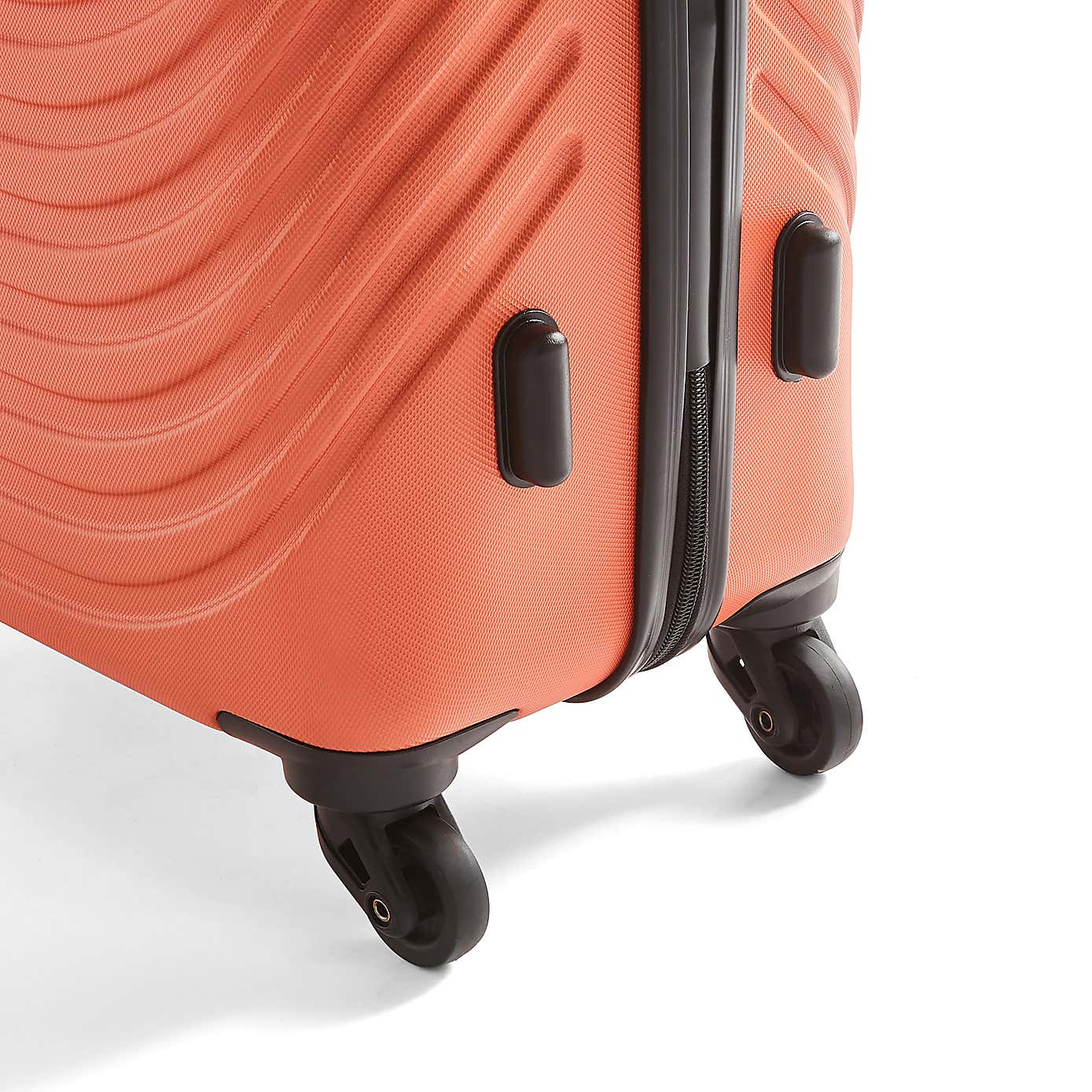 Elements Hard Shell Suitcase