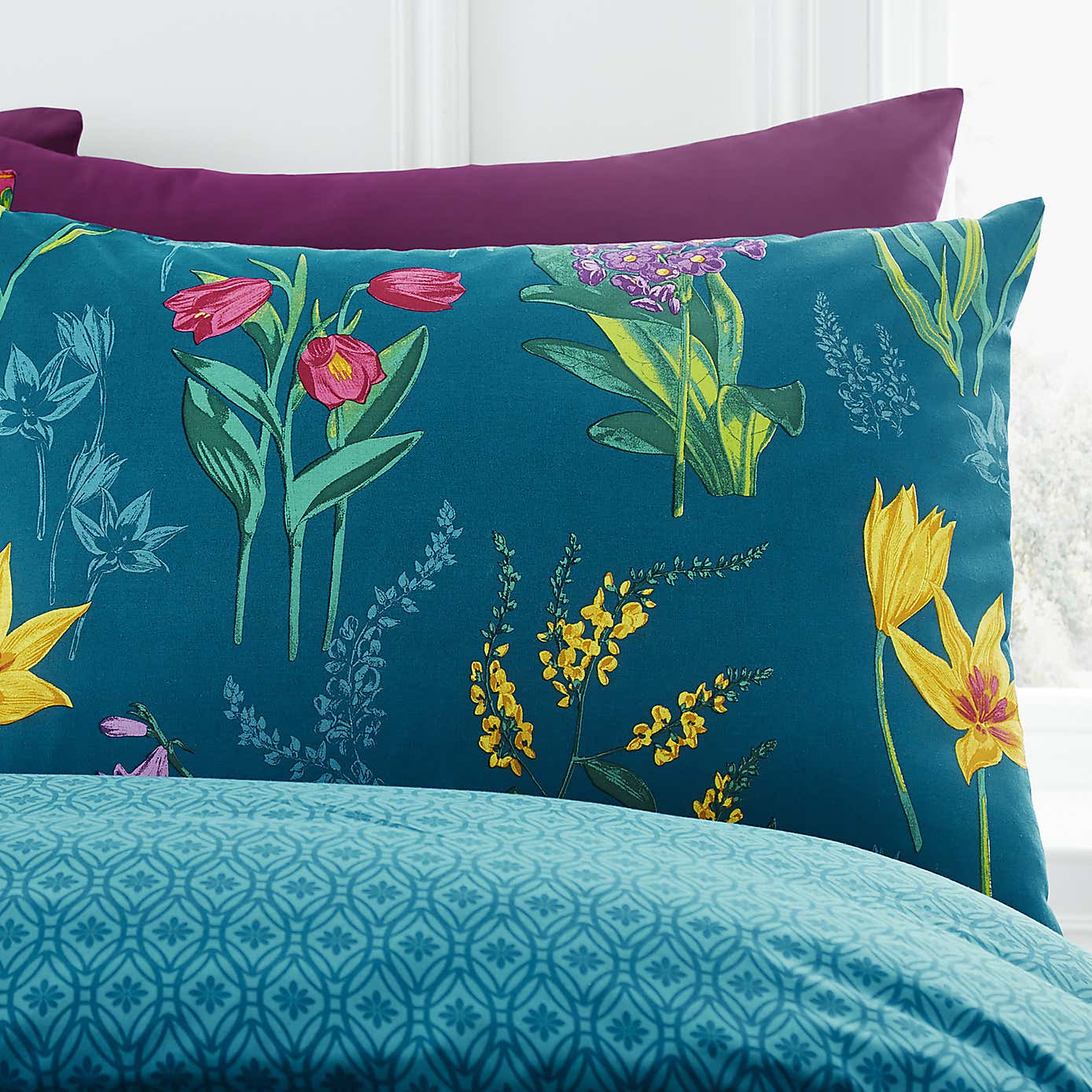 Dreams and Drapes Ingrid Duvet Cover and Pillowcase Set