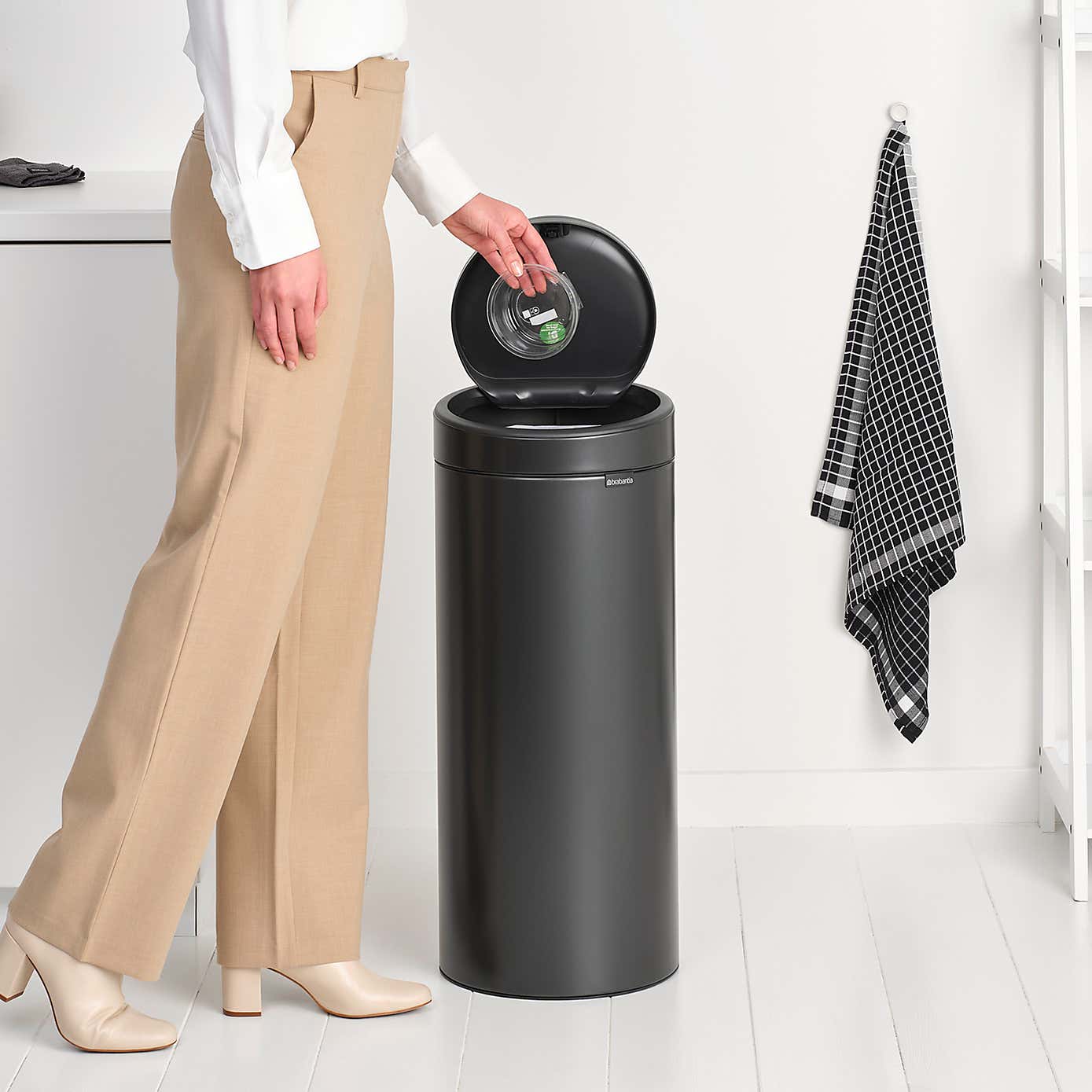 Brabantia 30L Touch New Bin