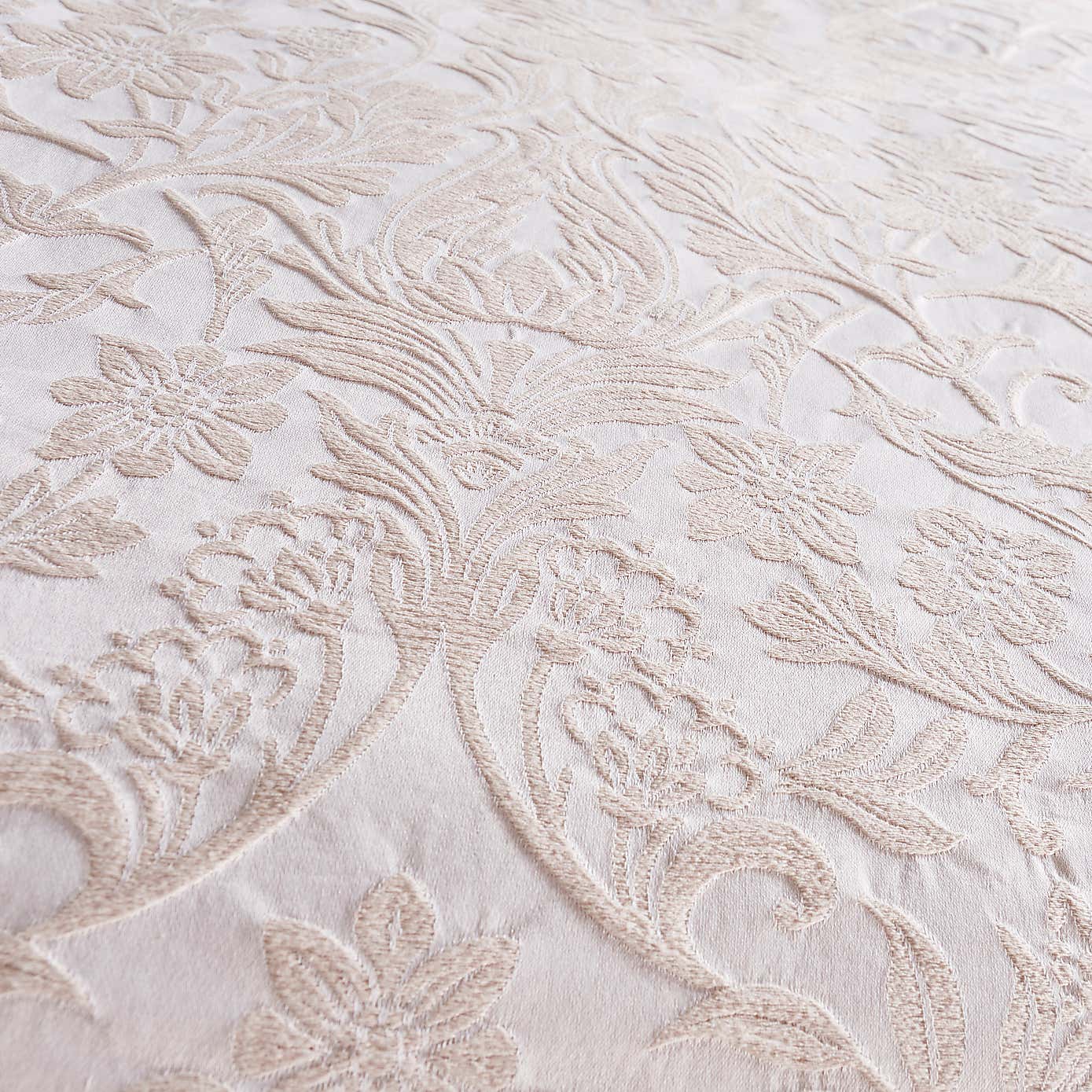 Dorma Winchester Duvet Cover and Pillowcase Set