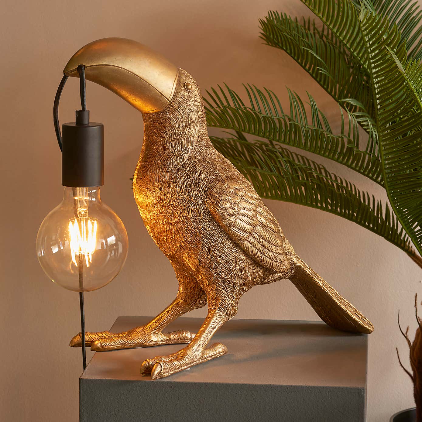 Vogue Boho Toucan Table Lamp