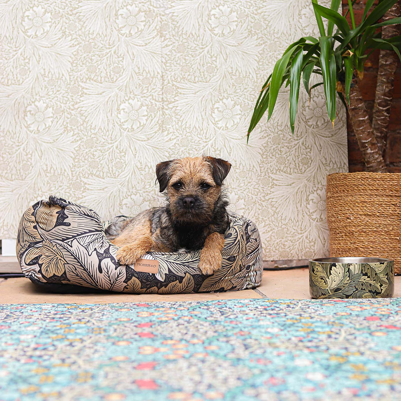 Morris & Co. Acanthus Pet Bed