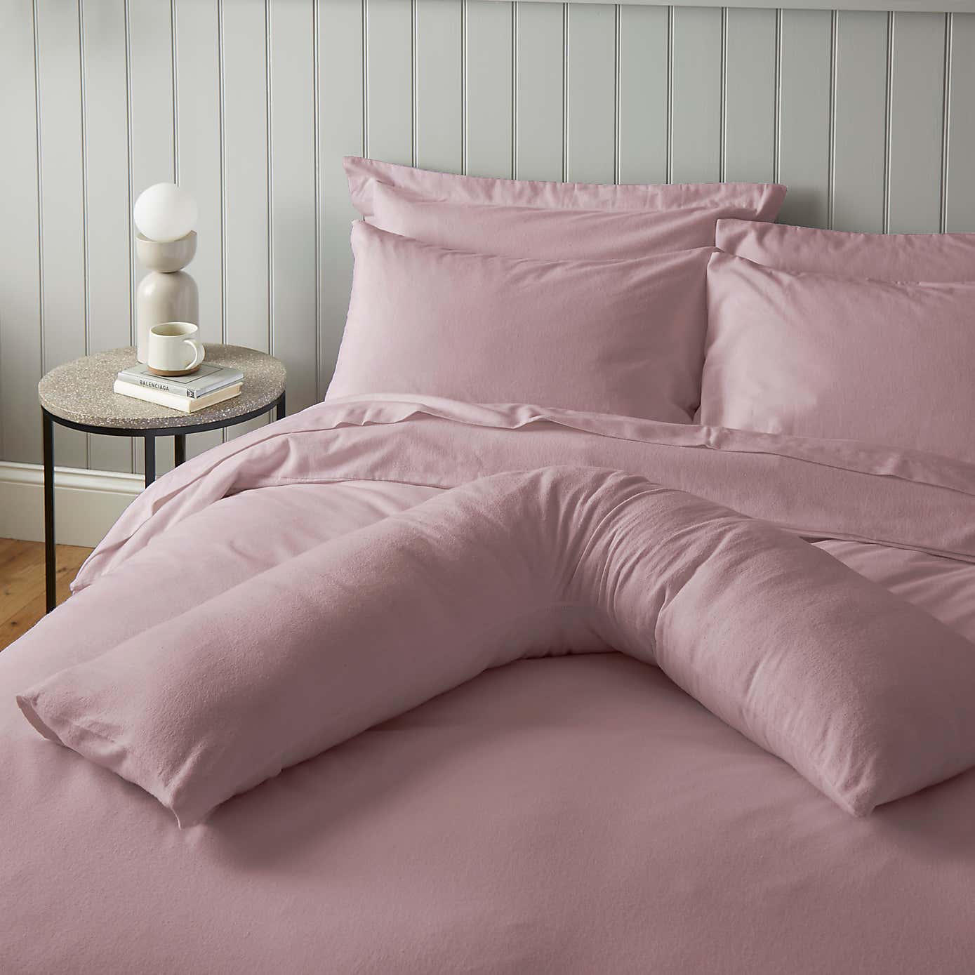 Soft & Cosy Brushed Cotton V-Shape Pillowcase