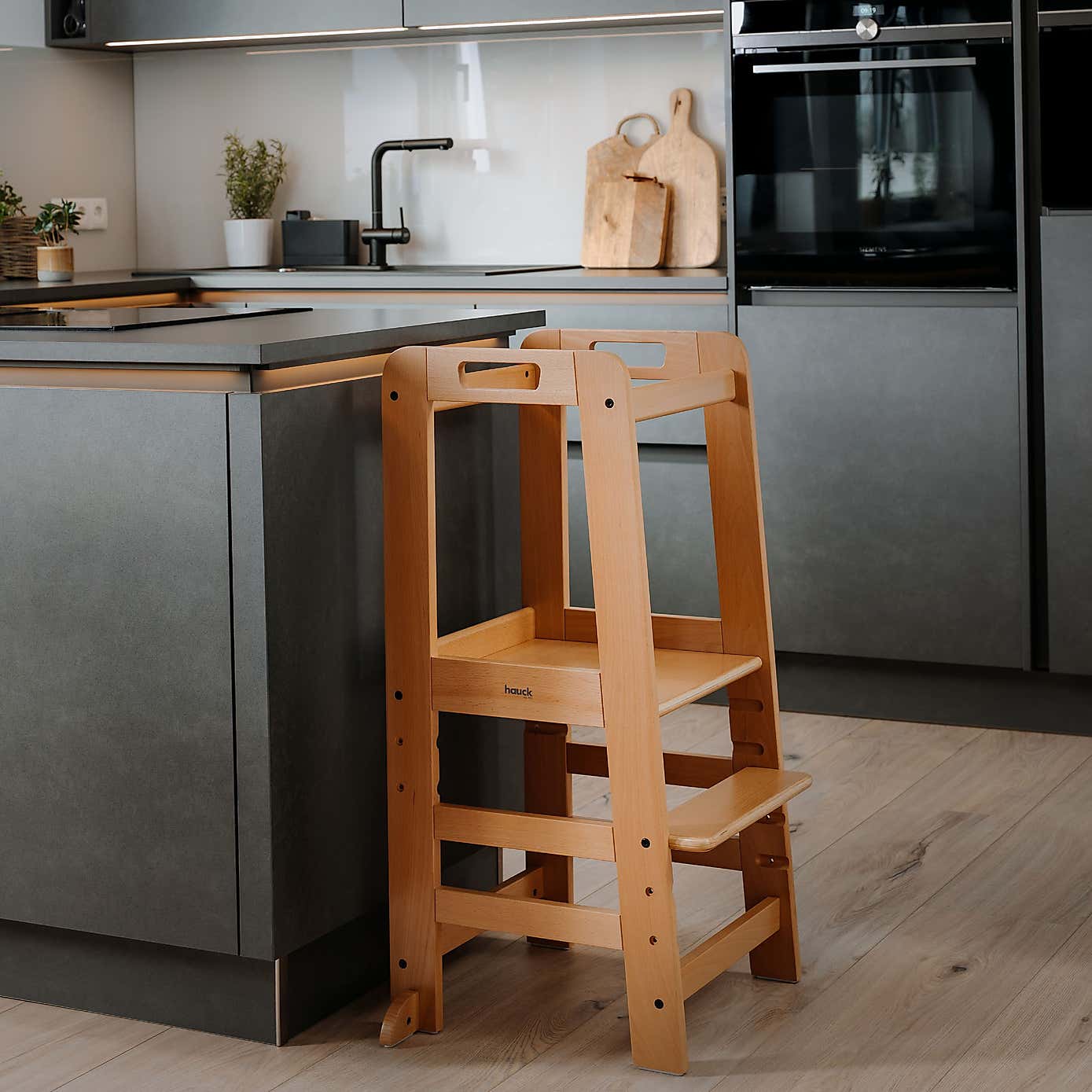 Hauck Learn 'n Explore Learning Tower