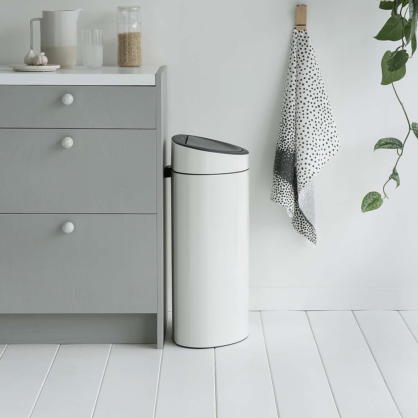 Brabantia 40L Touch New Bin