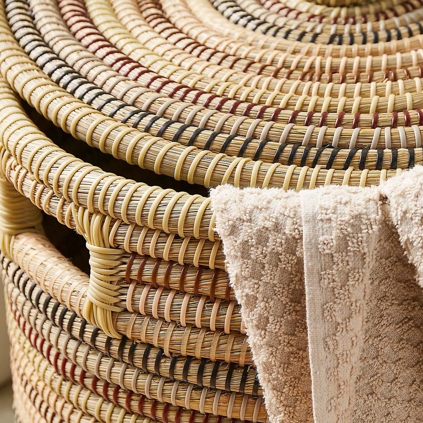 Rainbow Seagrass Laundry Basket with Lid