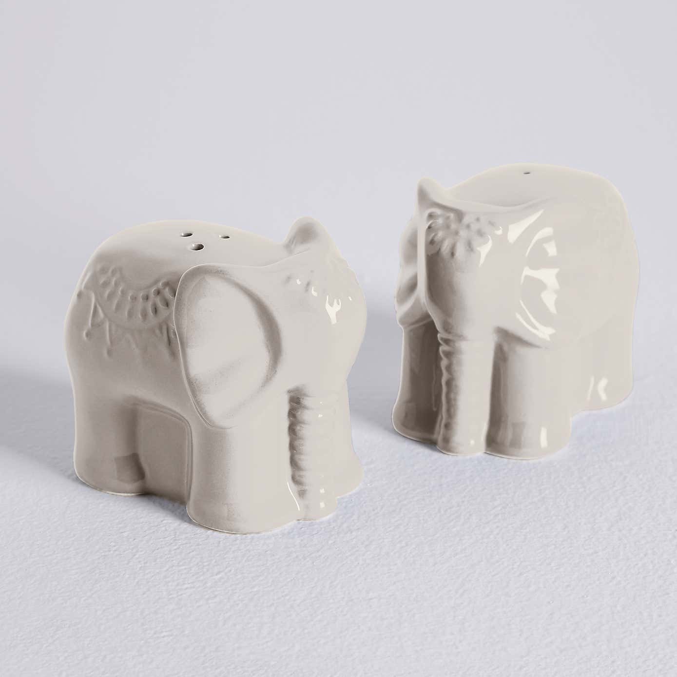 Elephant Salt and Pepper Shakers