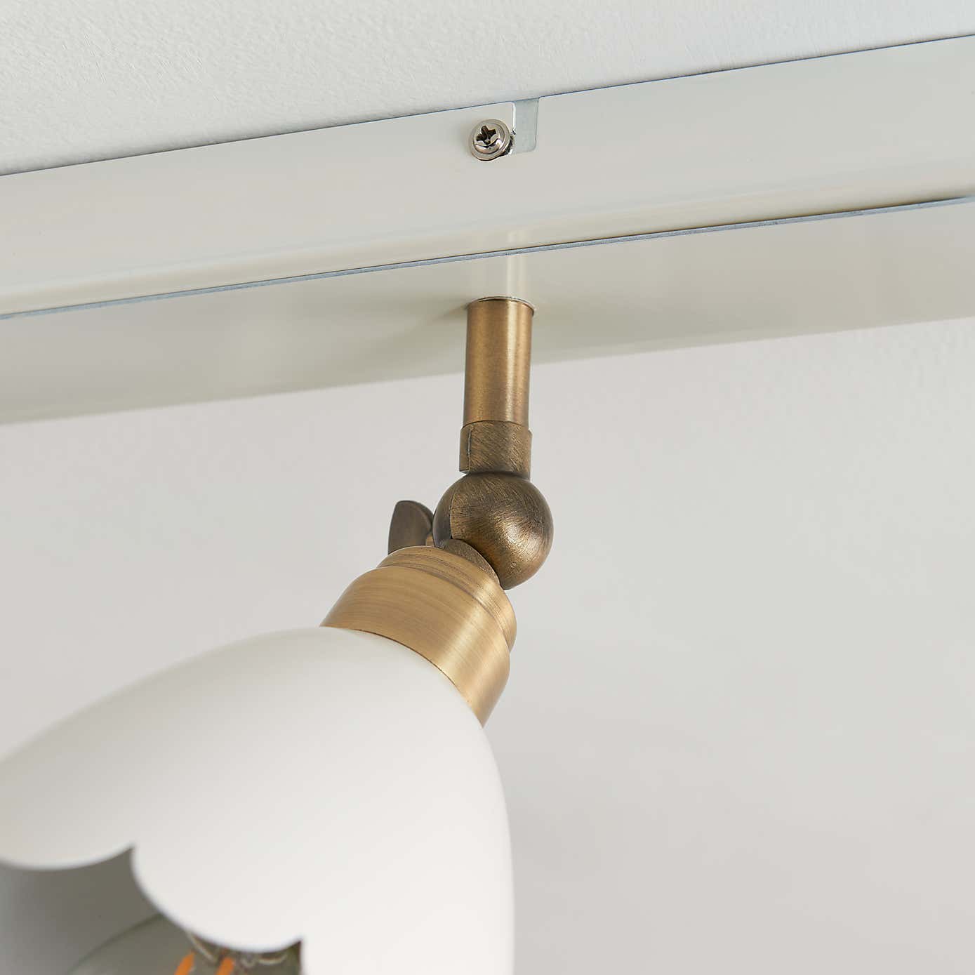 Remi Scalloped 4 Light Adjustable Spotlight Bar