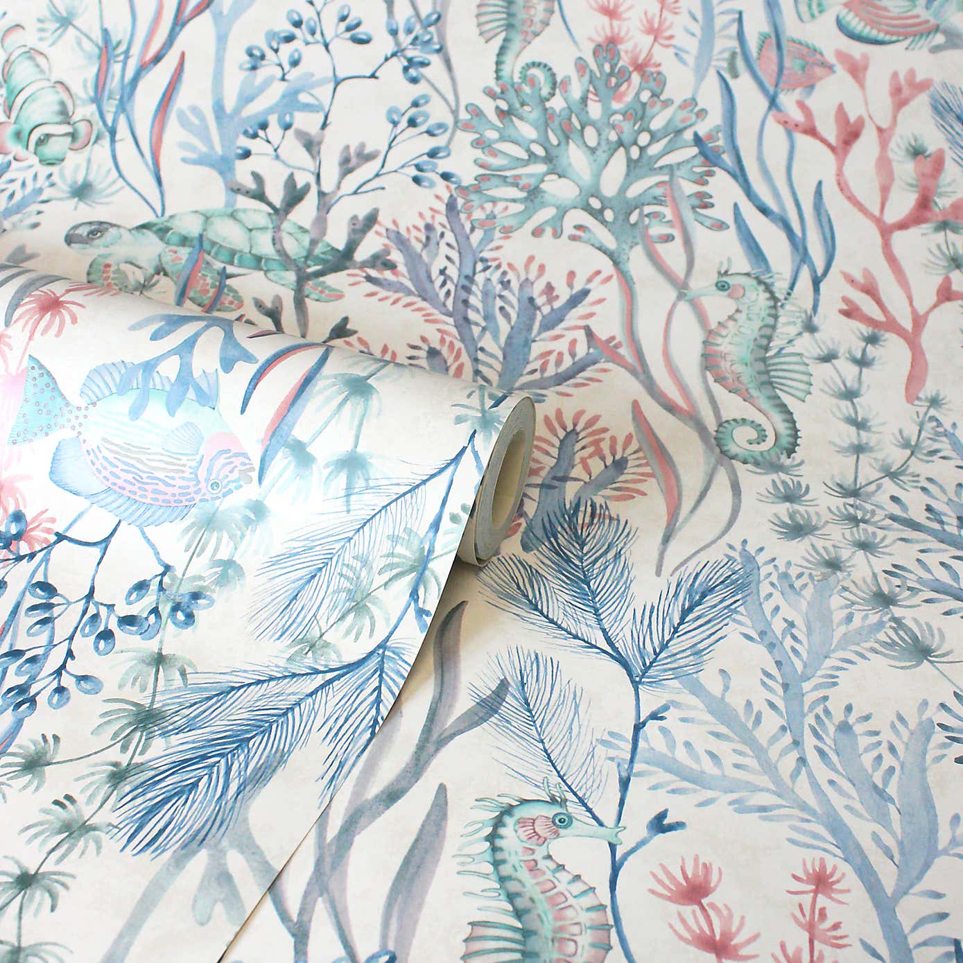 Oceana Flat with Mica Highlights Wallpaper