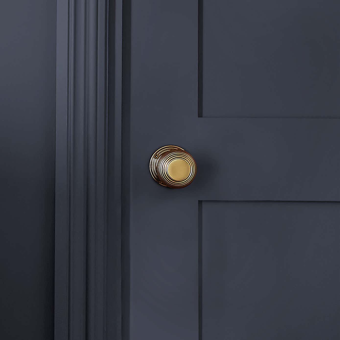 William Morris At Home Midnight Bramble Eggshell Paint