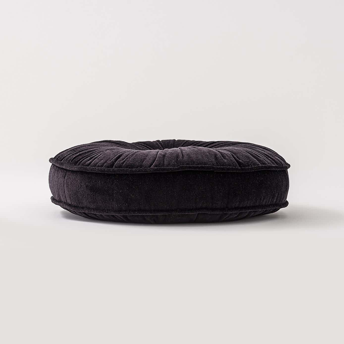 Emerald Clara Circular Cushion