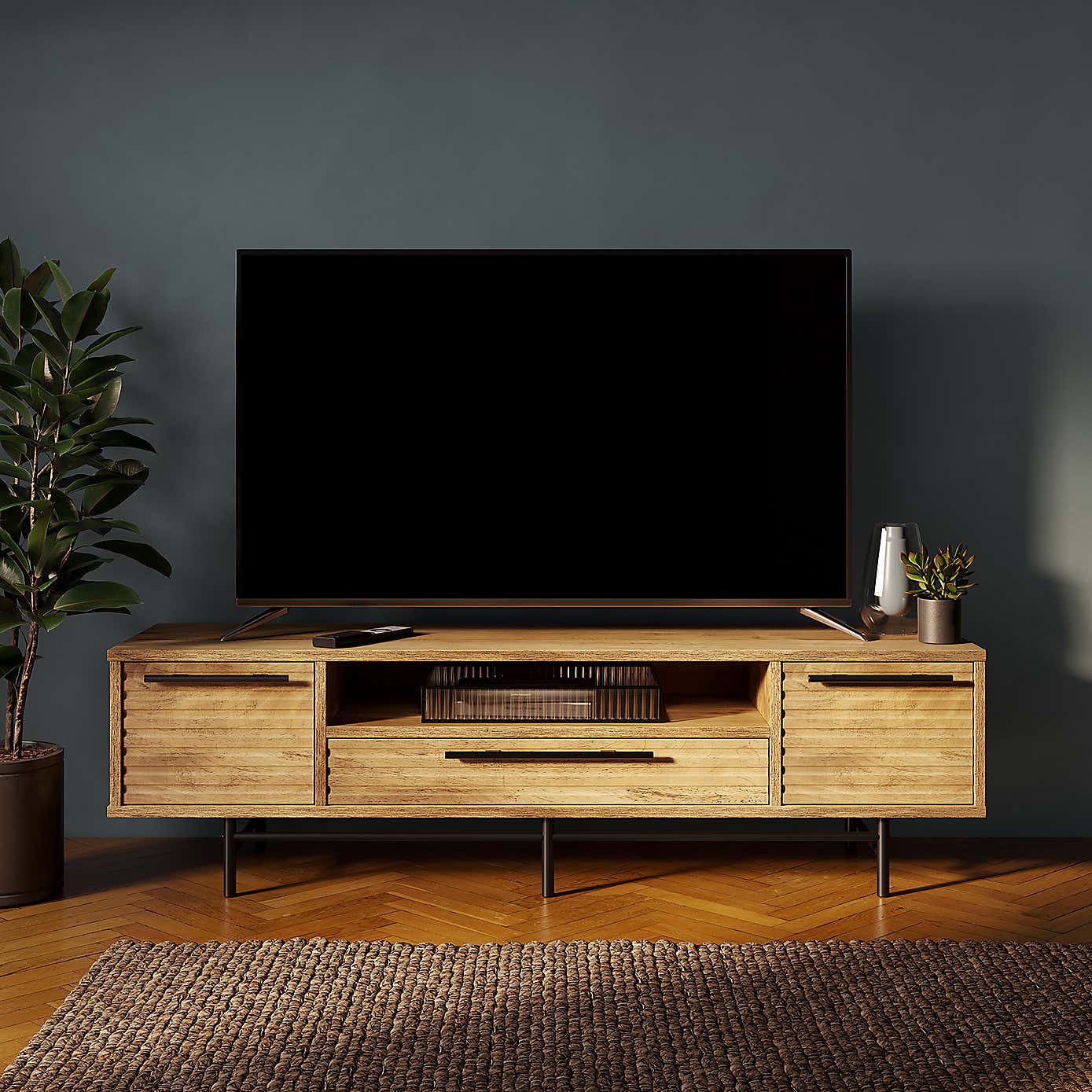 Bryant Wide TV Unit