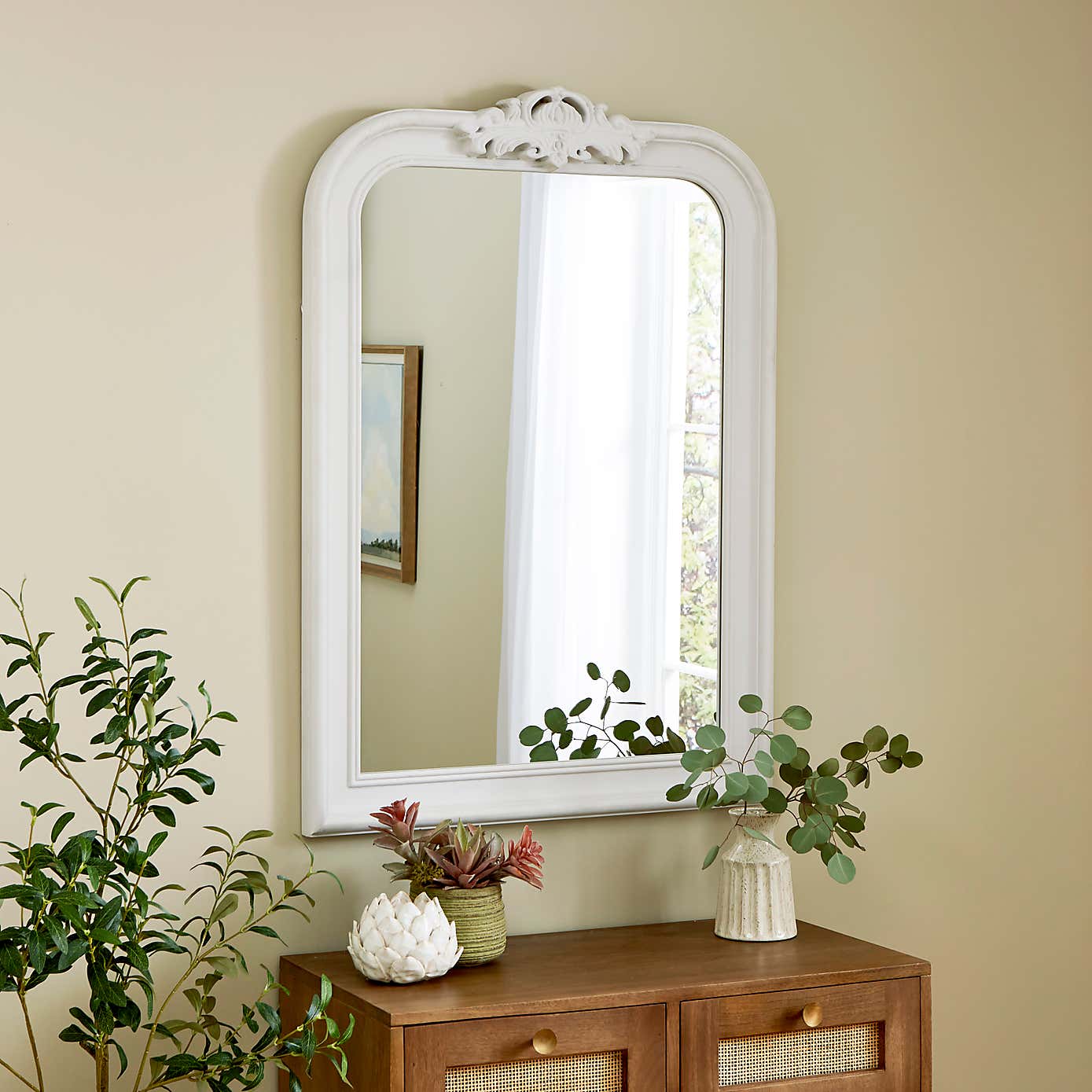 Swept Curved Wall Mirror
