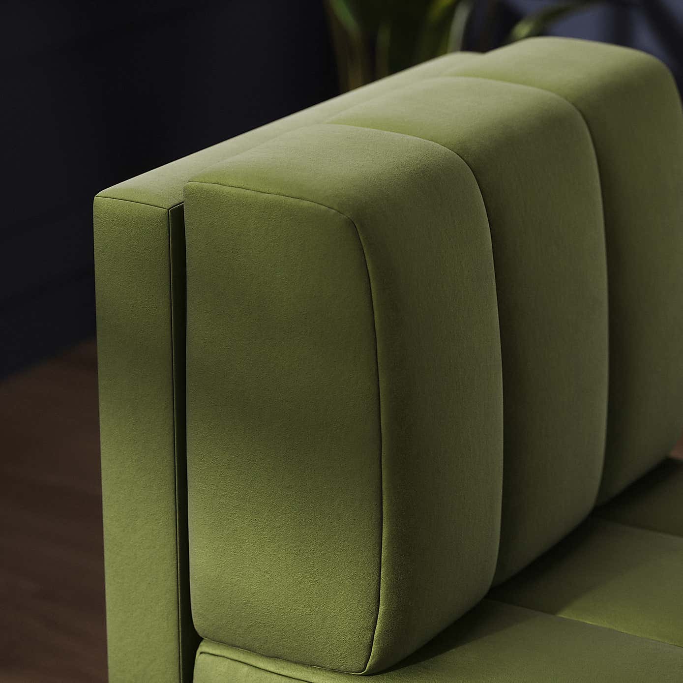 Amali Small Dining Bench, Matte Plush Velvet