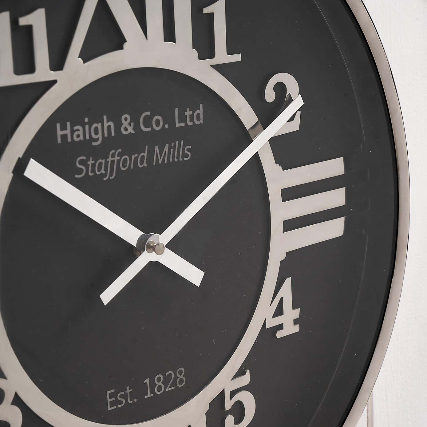 Feature Numerals Wall Clock