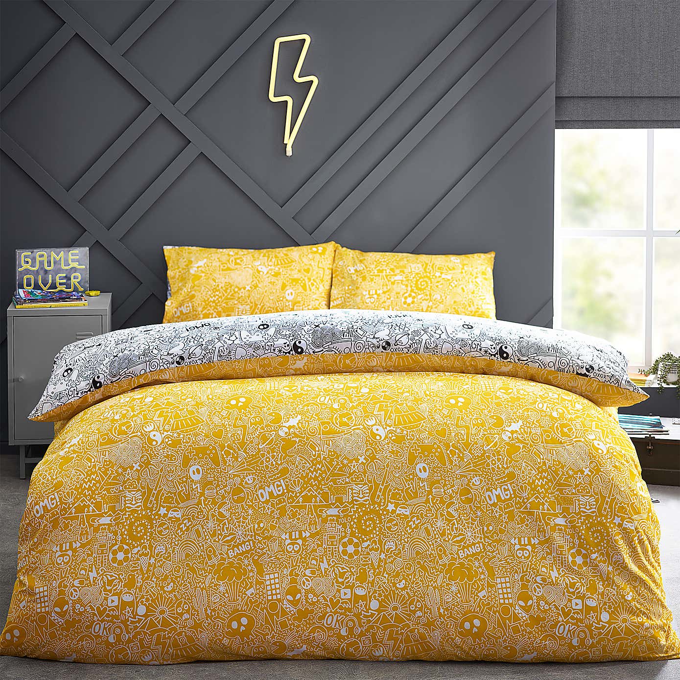 Style Lab Doodles Duvet Cover and Pillowcase Set