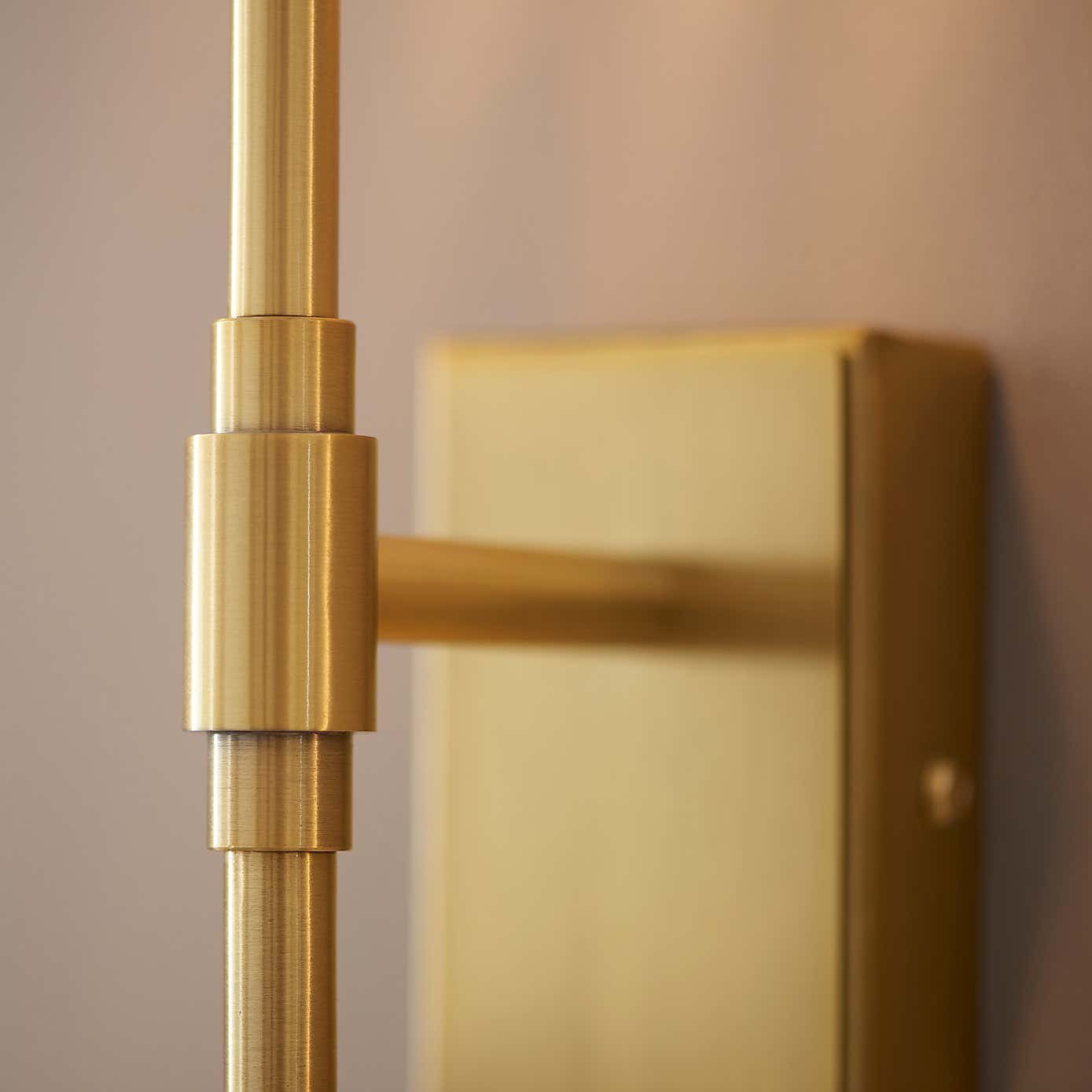 Vogue Esteban Art Deco 2 Light Wall Light