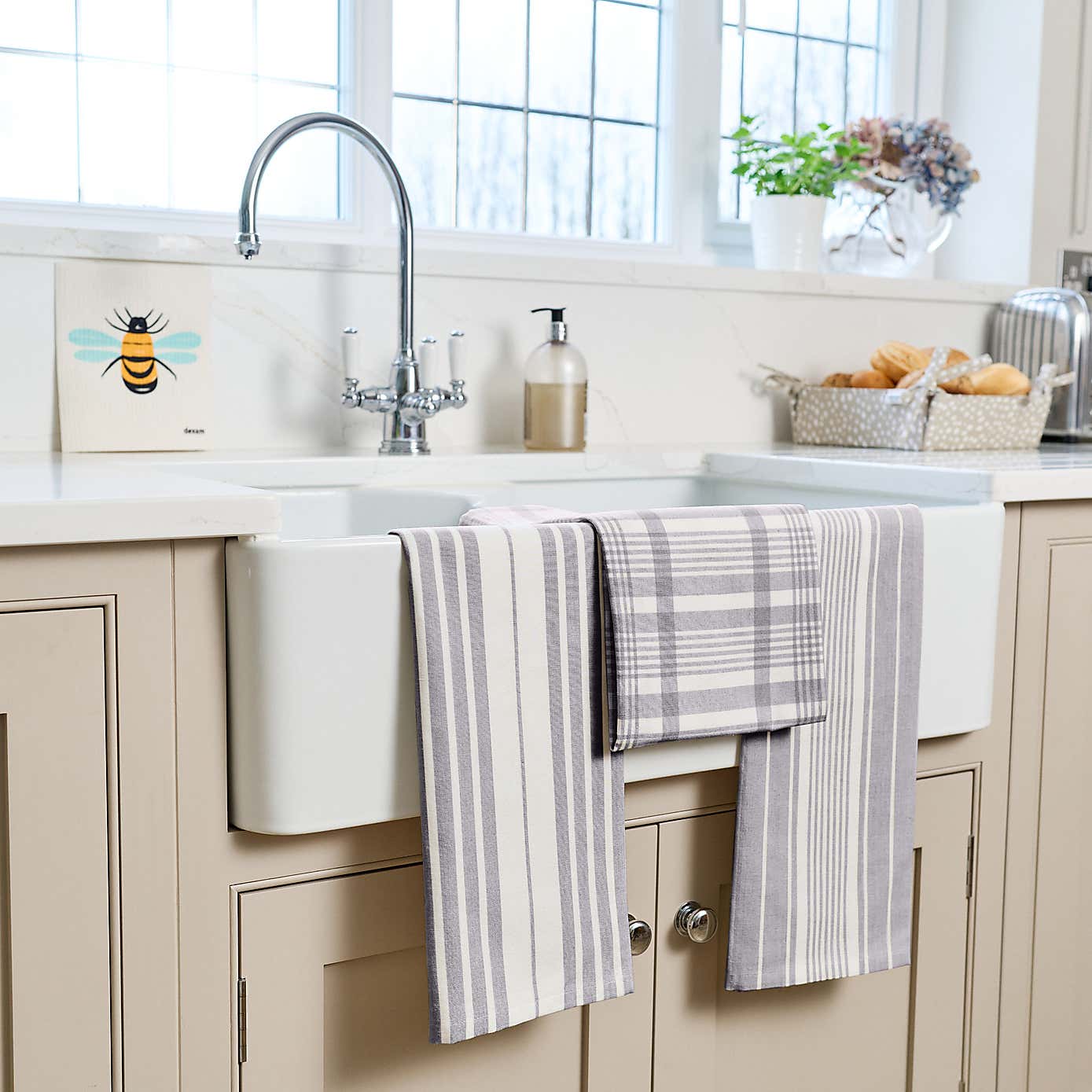 Dexam Love Colour Set of 3 Extra Large Tea Towels