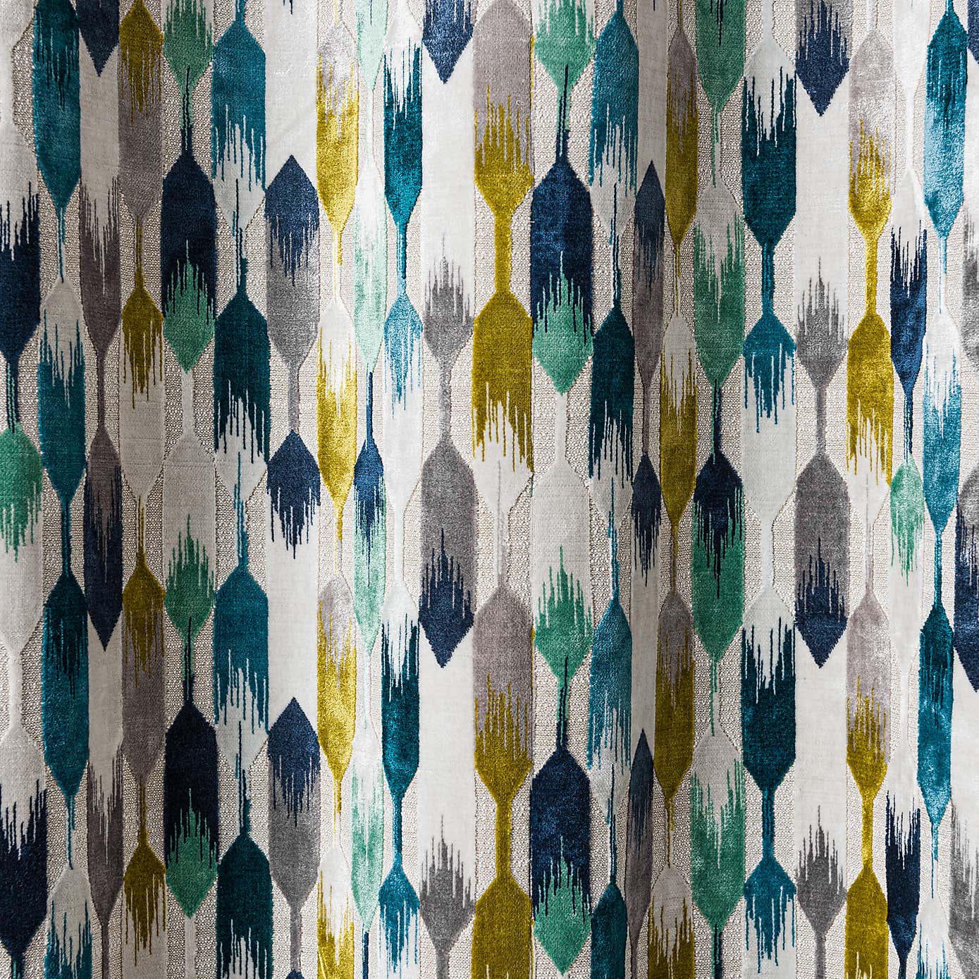 Kelso Cut Velvet Eyelet Curtains