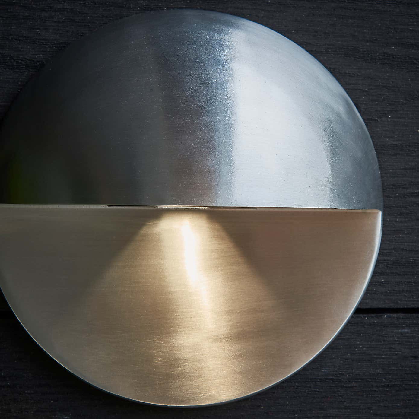 Kip Outdoor Wall Light