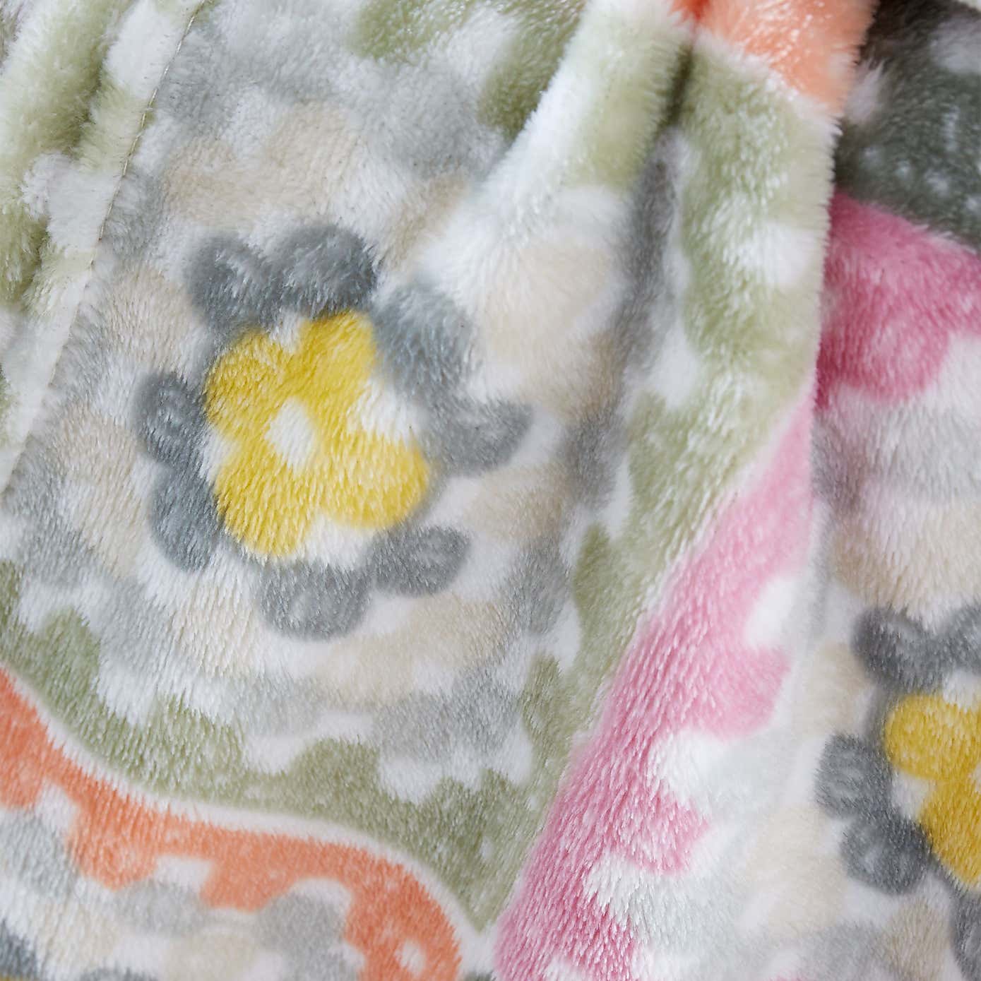 Catherine Lansfield Crochet Print Fleece Throw 130cm x 170cm