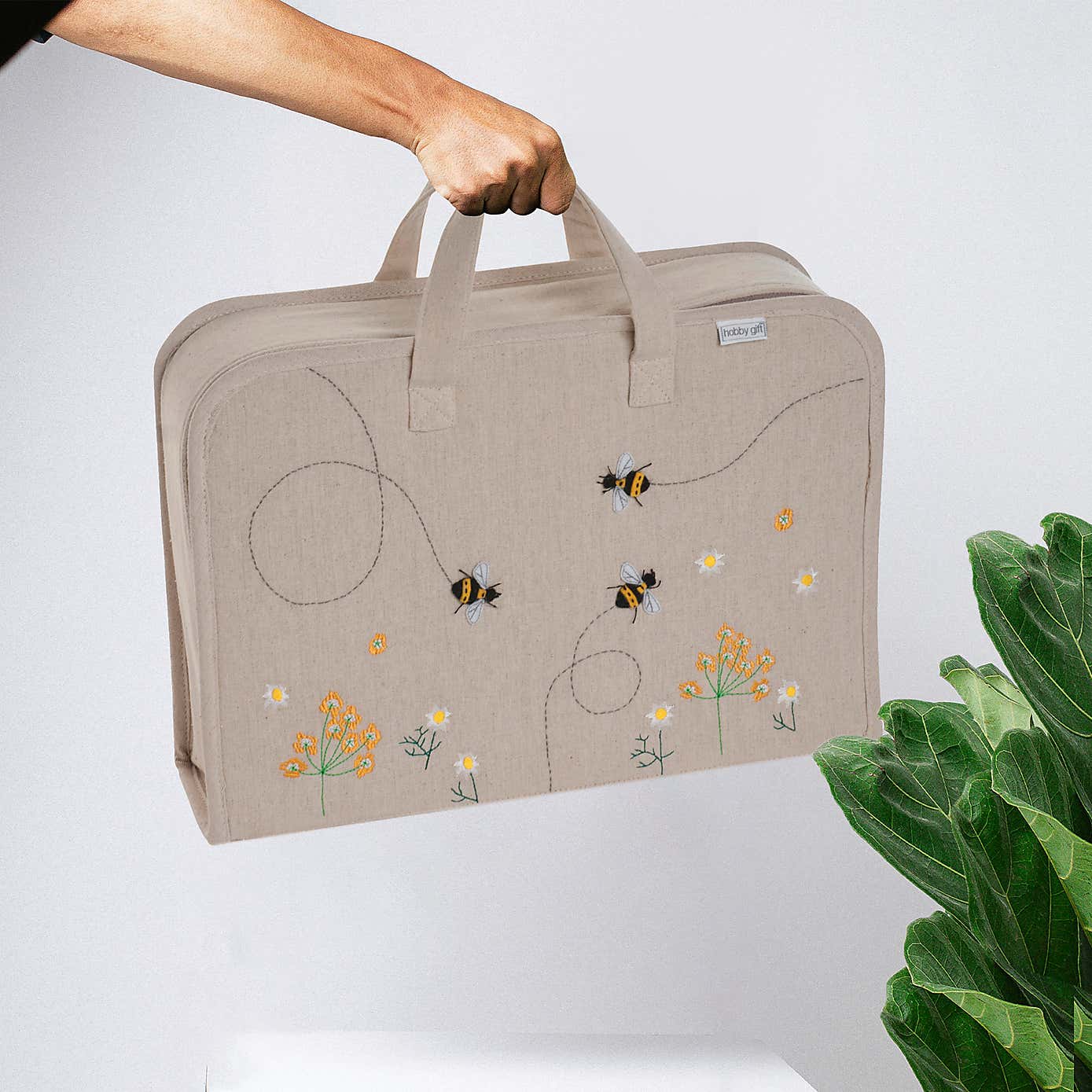 Hobby Gift Linen Bee Applique Project Case Natural