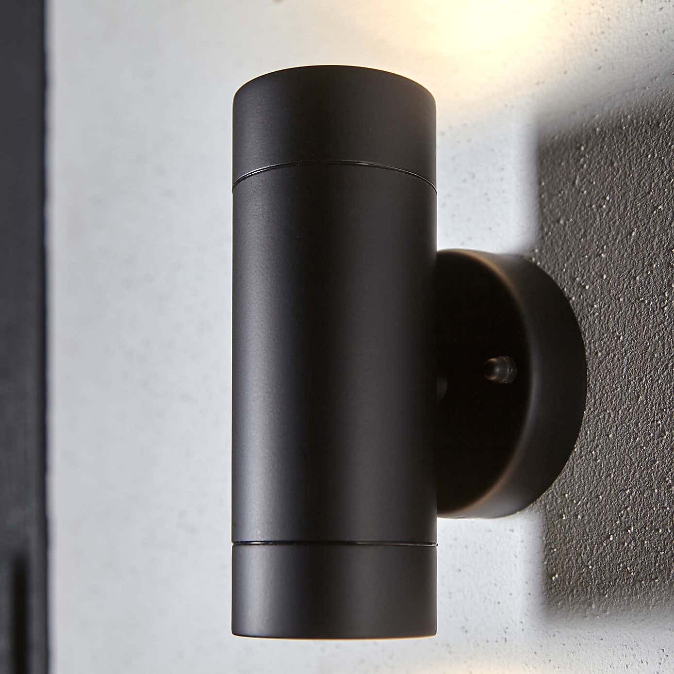 Vogue Alonzo 2 Light Outdoor Wall Light