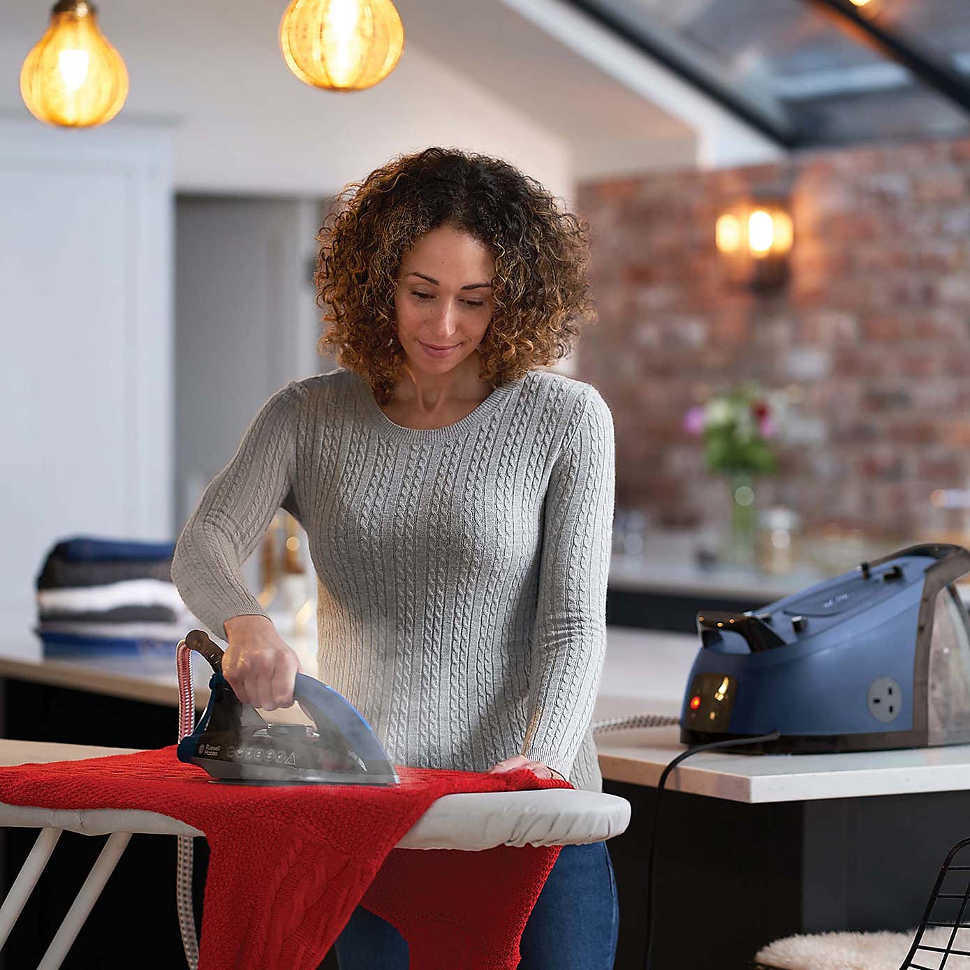 Russell Hobbs Quiet Supersteam Steam Generator