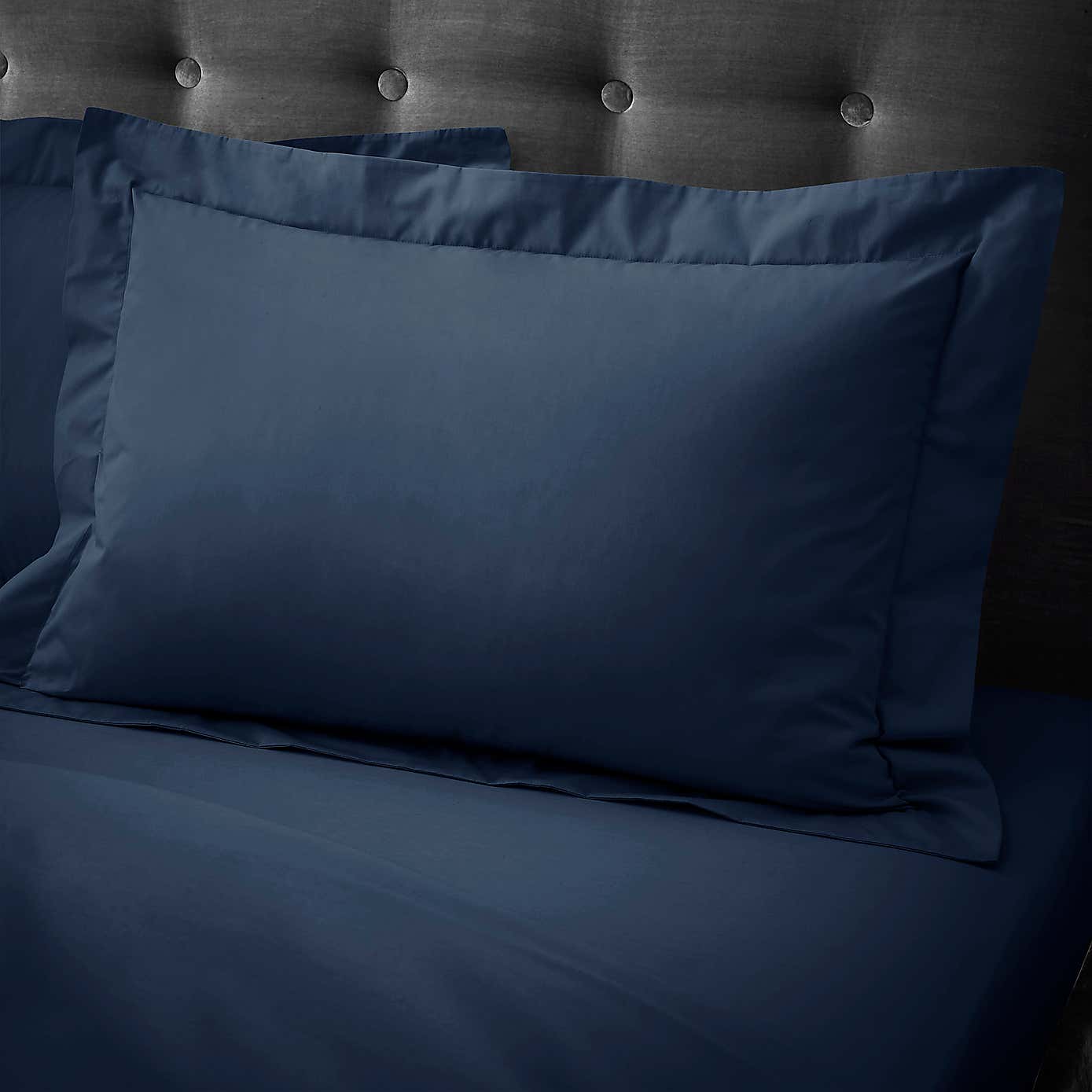 Hotel T230 Crisp Cotton Percale Oxford Pillowcase