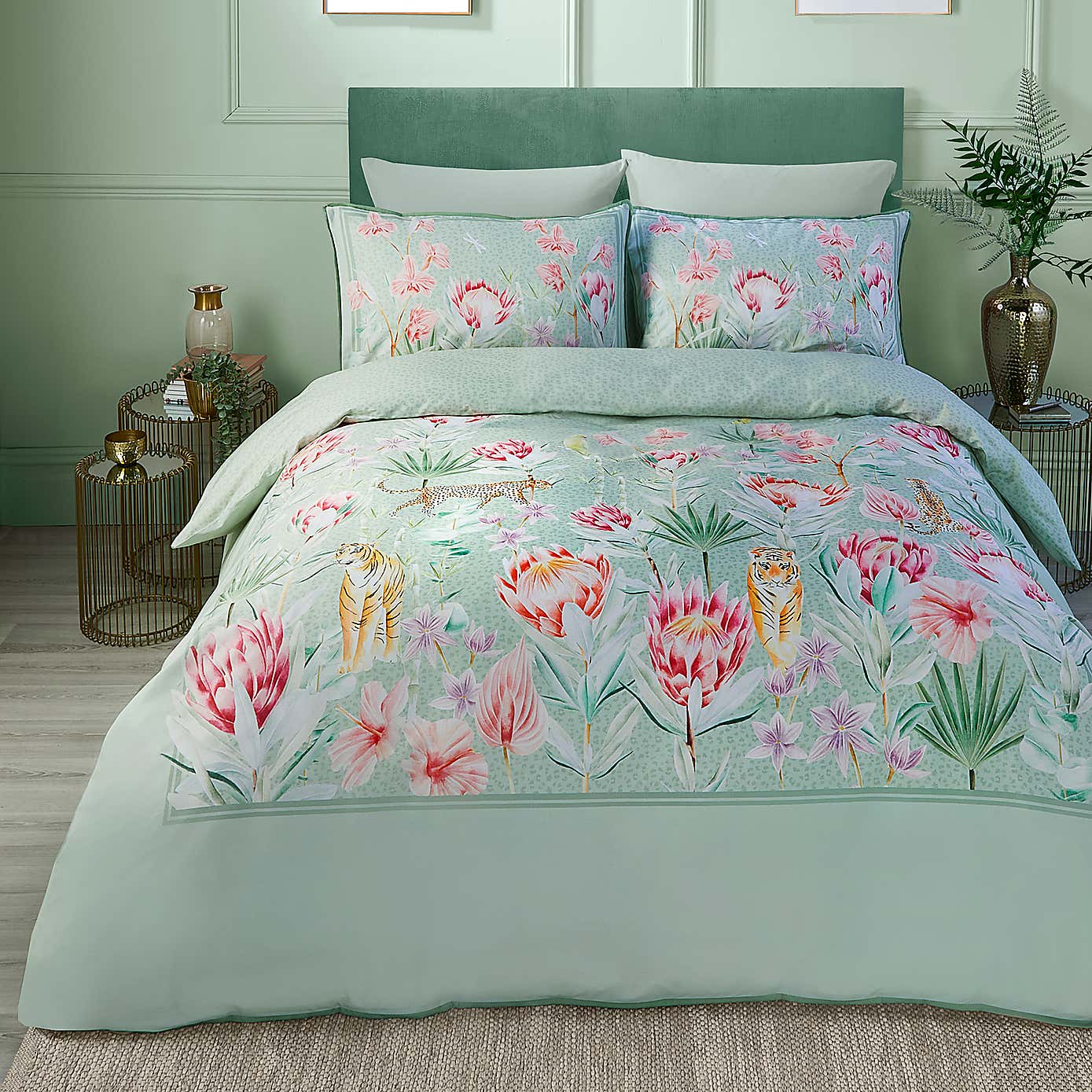 Soiree Tropical Leopard 500 Thread Count Duvet Cover and Pillowcase Set