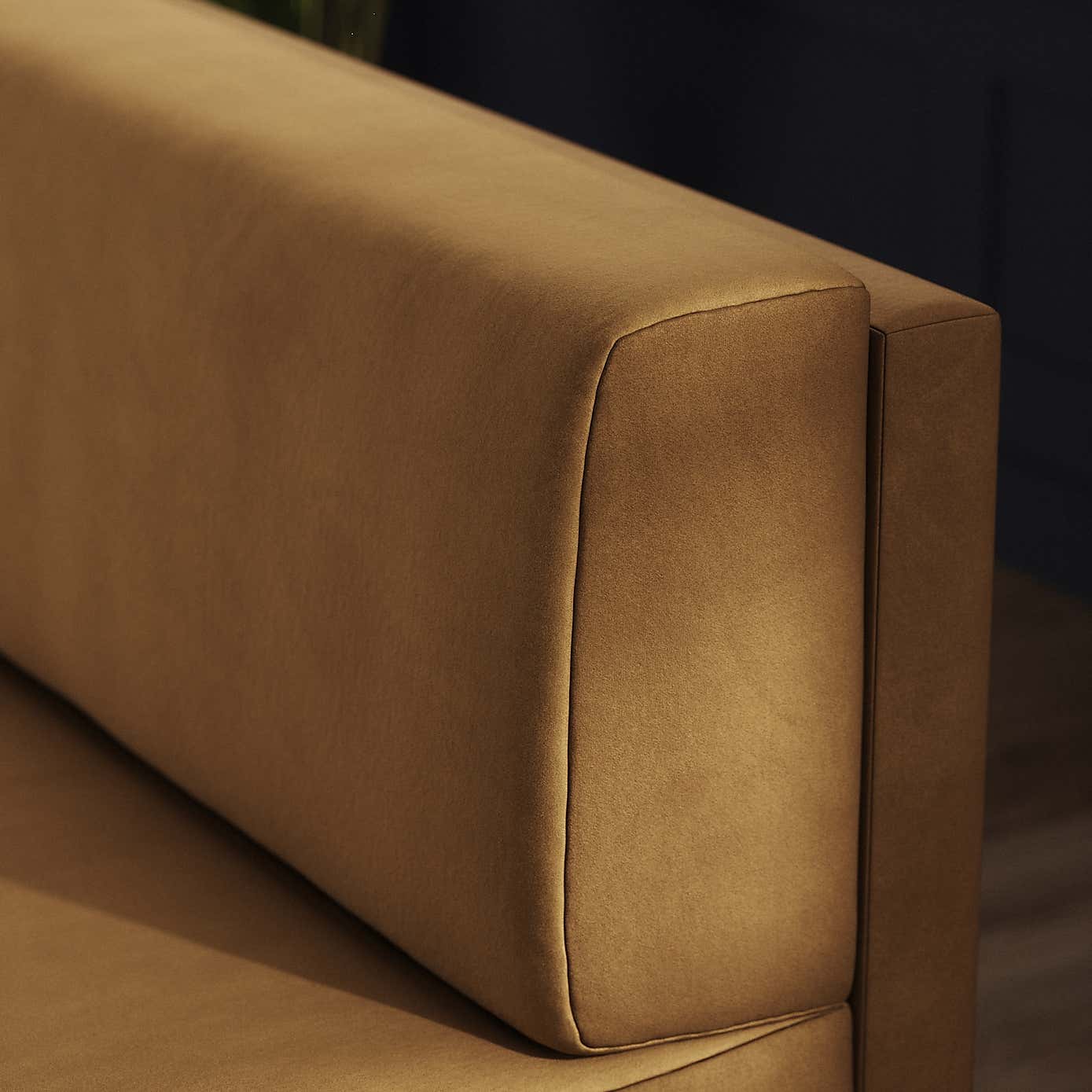 Mae Corner Dining Bench, Matte Plush Velvet