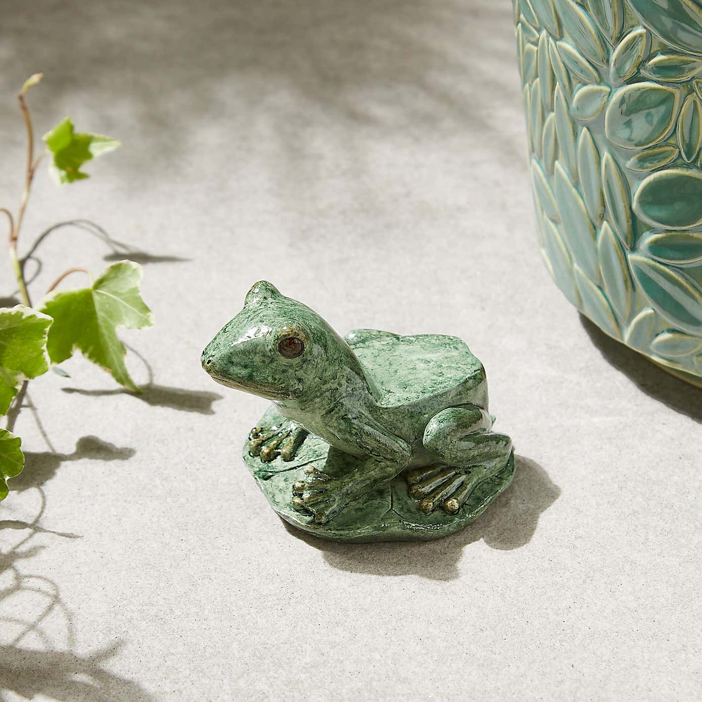 Single Resin Frog Pot Feet