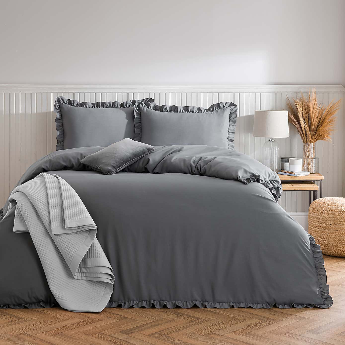 Briona Frilled Edge Duvet Cover & Pillowcase Set