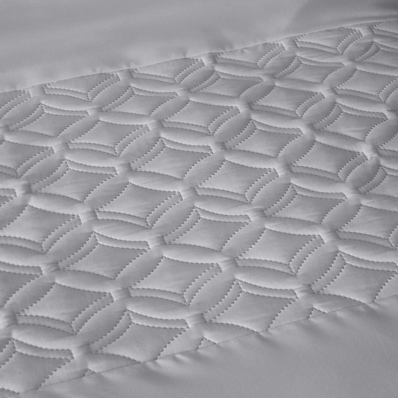 Skyler Duvet Cover and Pillowcase Set