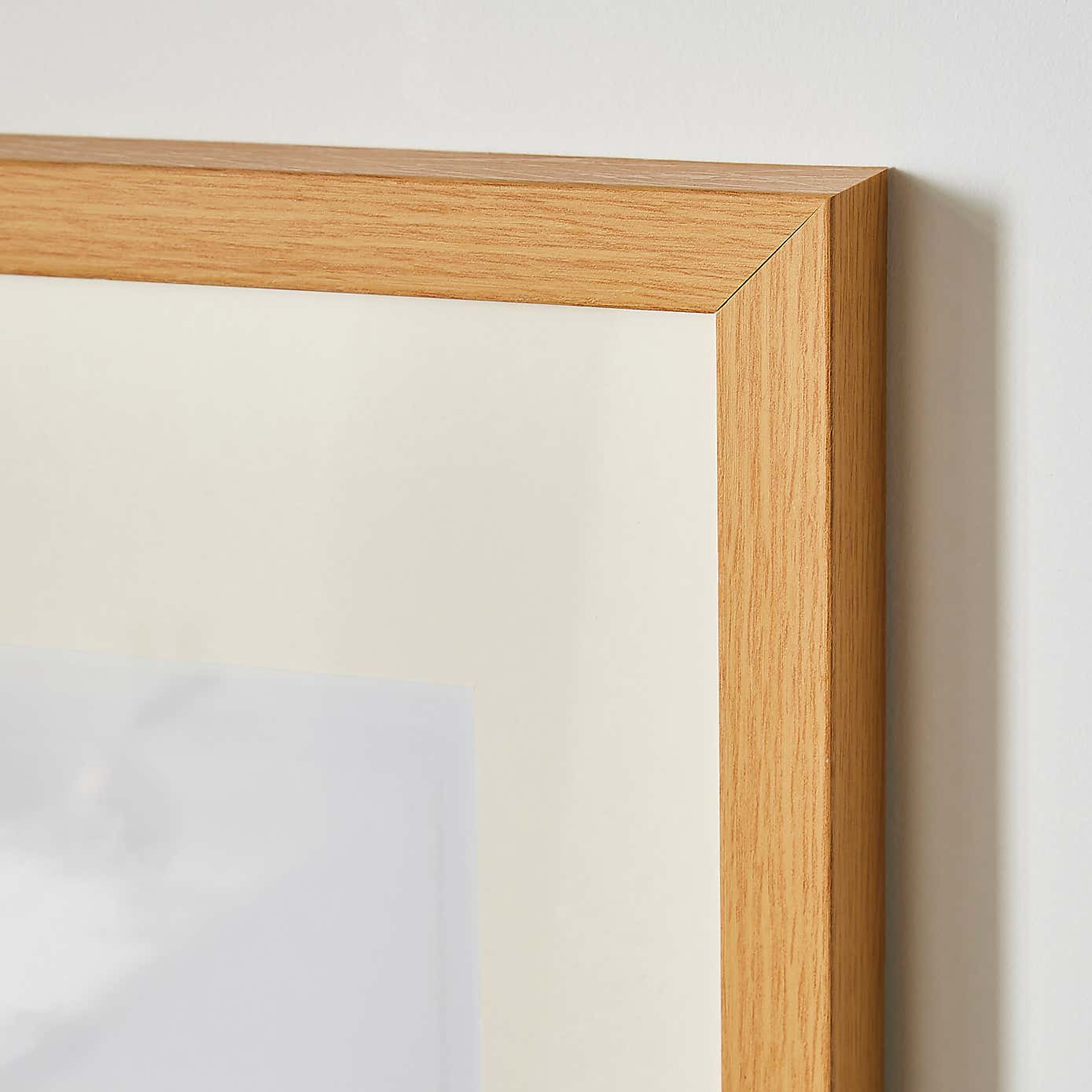 Essentials Photo Frame