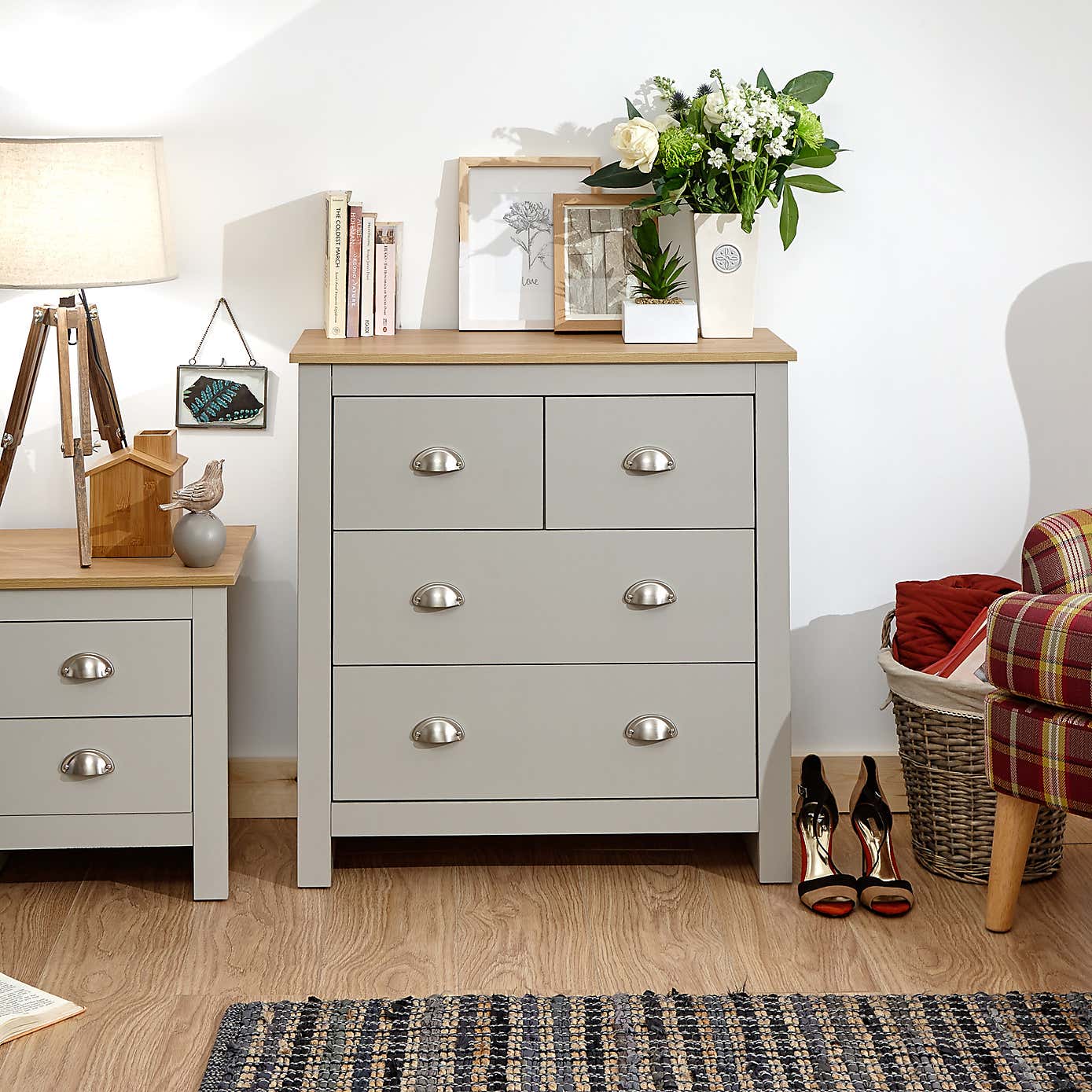 Lancaster Chest of Drawers