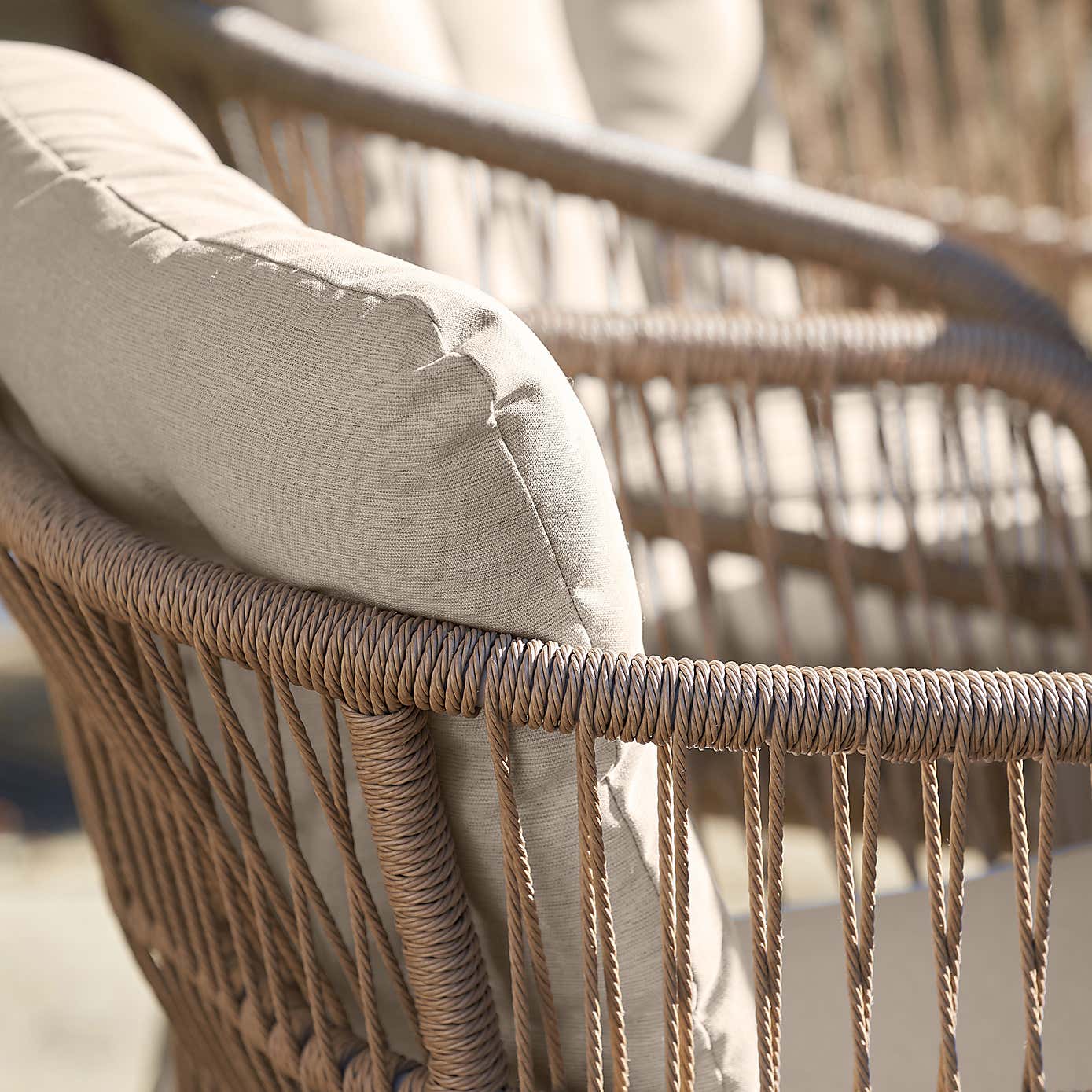 Pacific Lifestyle Martic Outdoor 6 Seater Dining Set