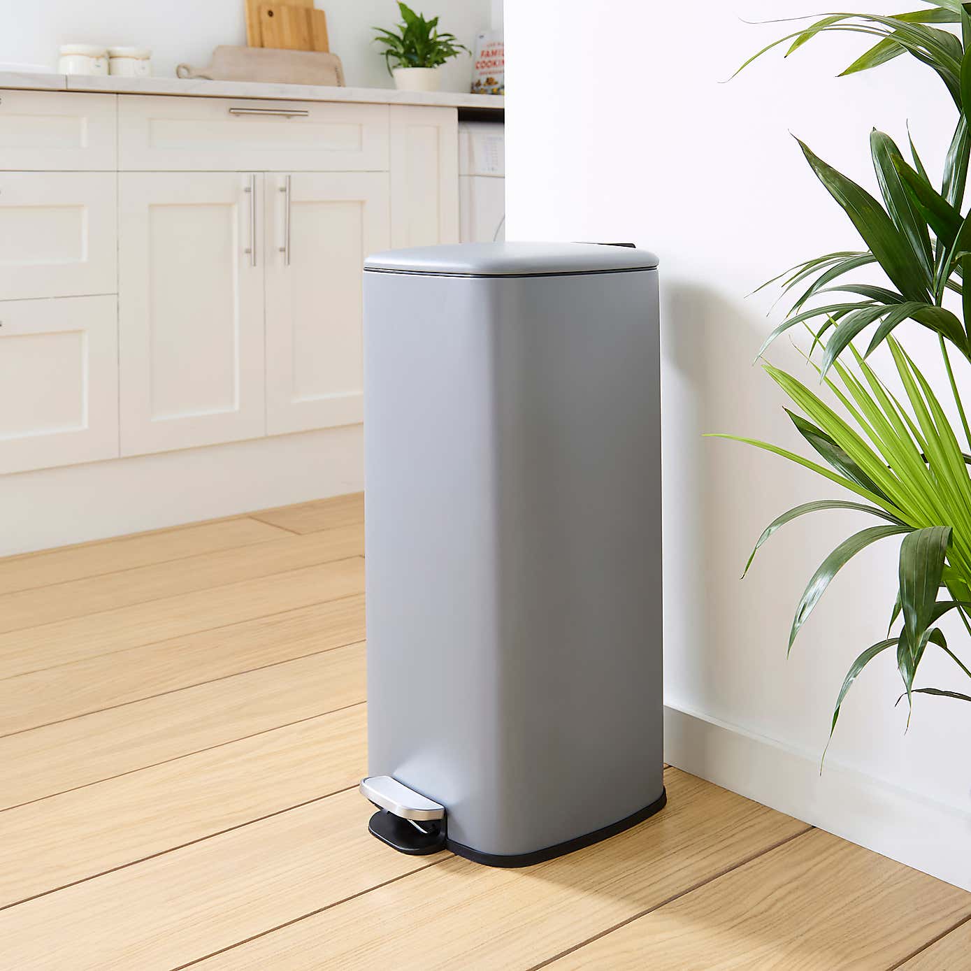 Square Pedal Bin 30L