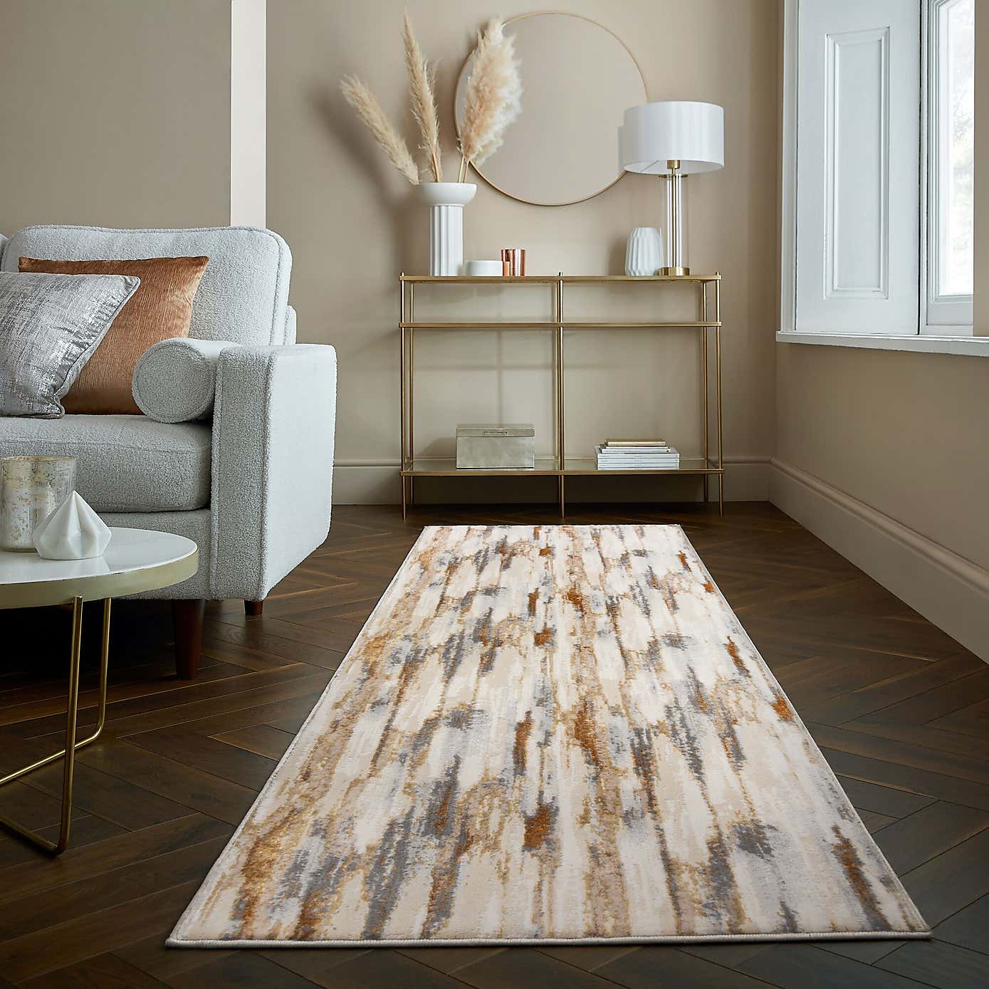 Gleam Abstract Runner