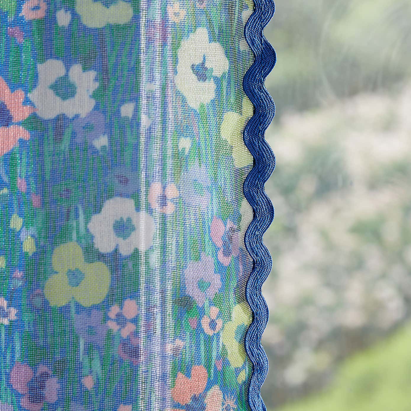 Sophie Robinson Petal Meadow Hidden Tie Top Single Curtain