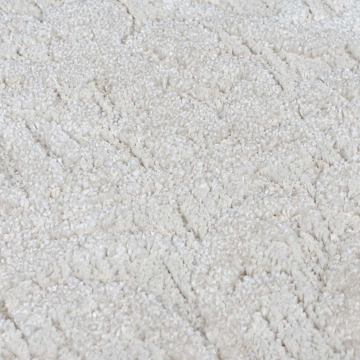 Belle Traditional Medallion Runner