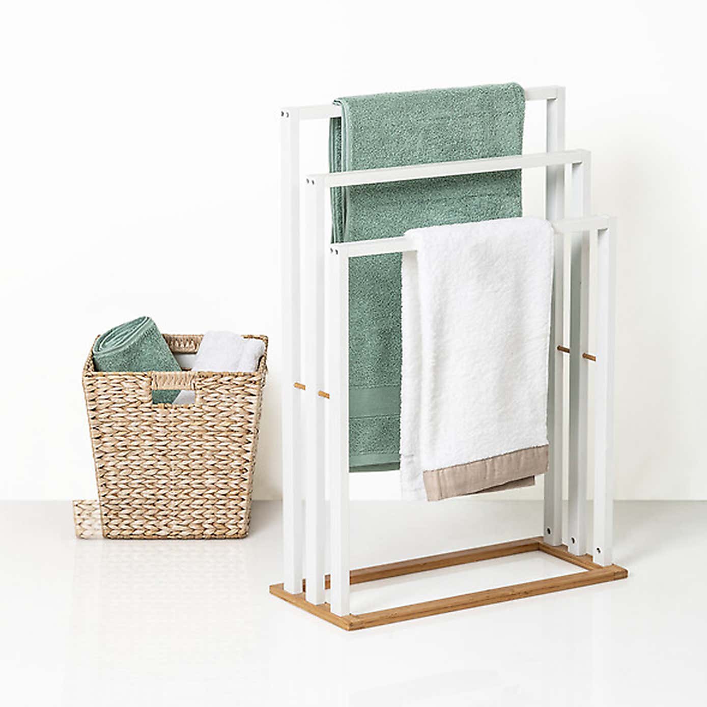 Natureo Bamboo 3 Tier Towel Rack