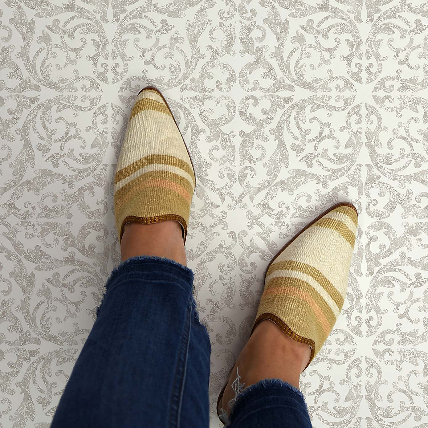 Estate Self Adhesive Floor Tiles