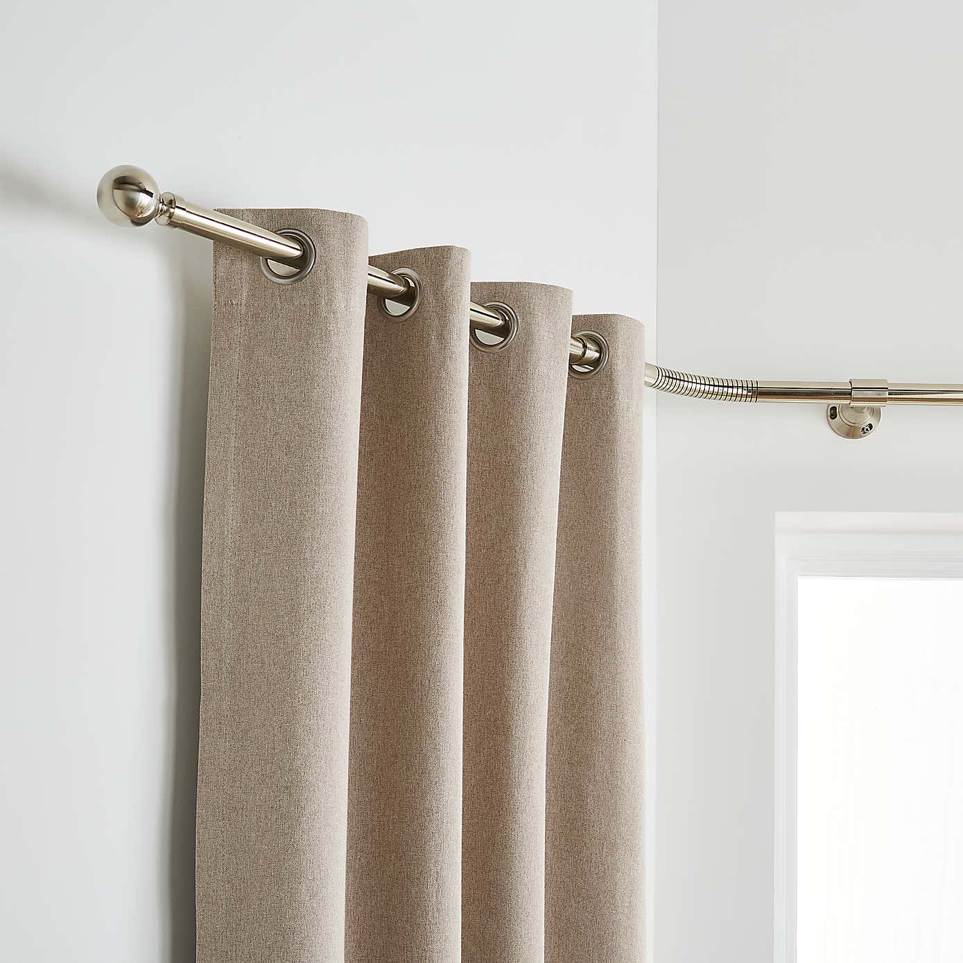 Ashton Bay Curtain Pole