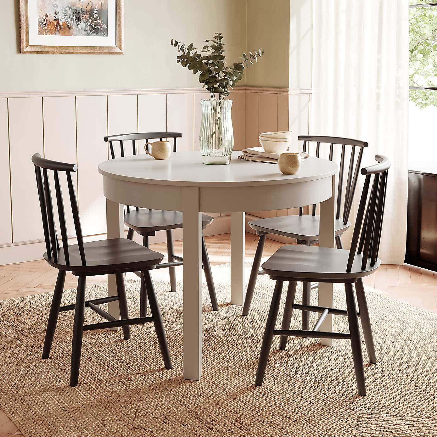 Lynton Round 4 Seater Dining Table