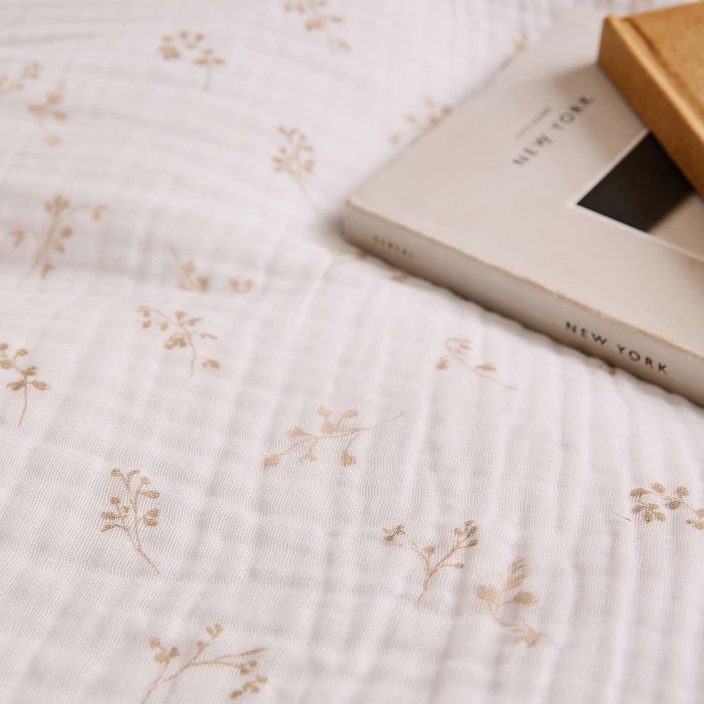 Cotton Muslin Sprig Floral Duvet Cover & Pillowcase Set